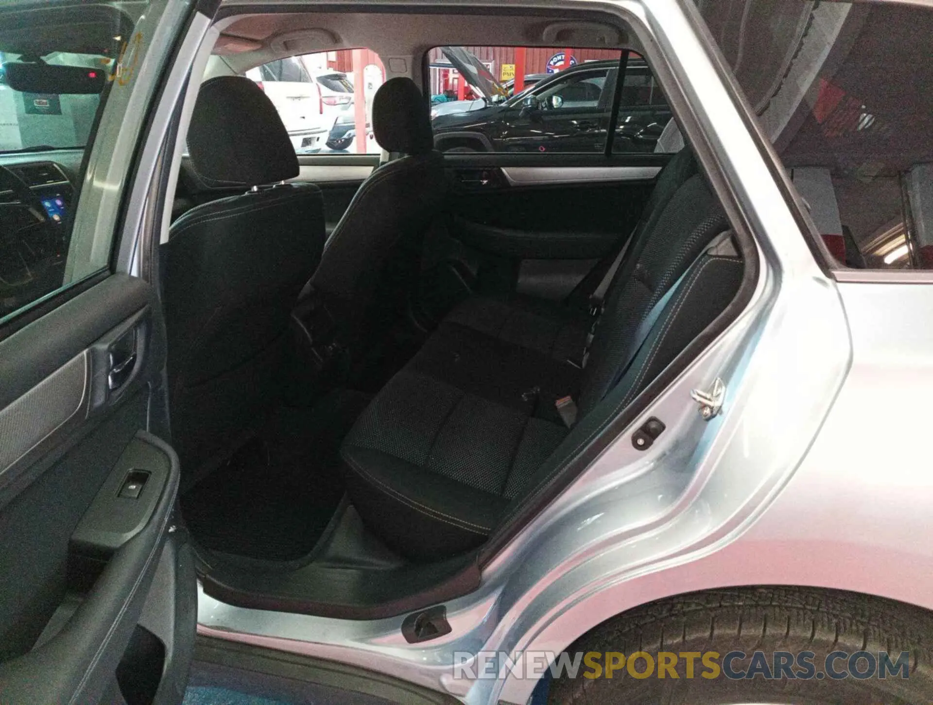 17 Photograph of a damaged car 4S4BSAFC6K3318972 SUBARU OUTBACK 2019