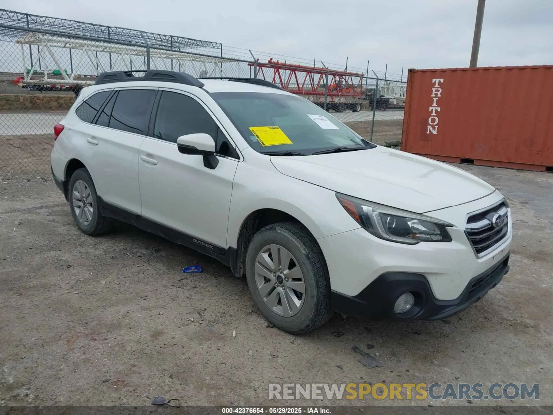 1 Photograph of a damaged car 4S4BSAFC6K3324612 SUBARU OUTBACK 2019