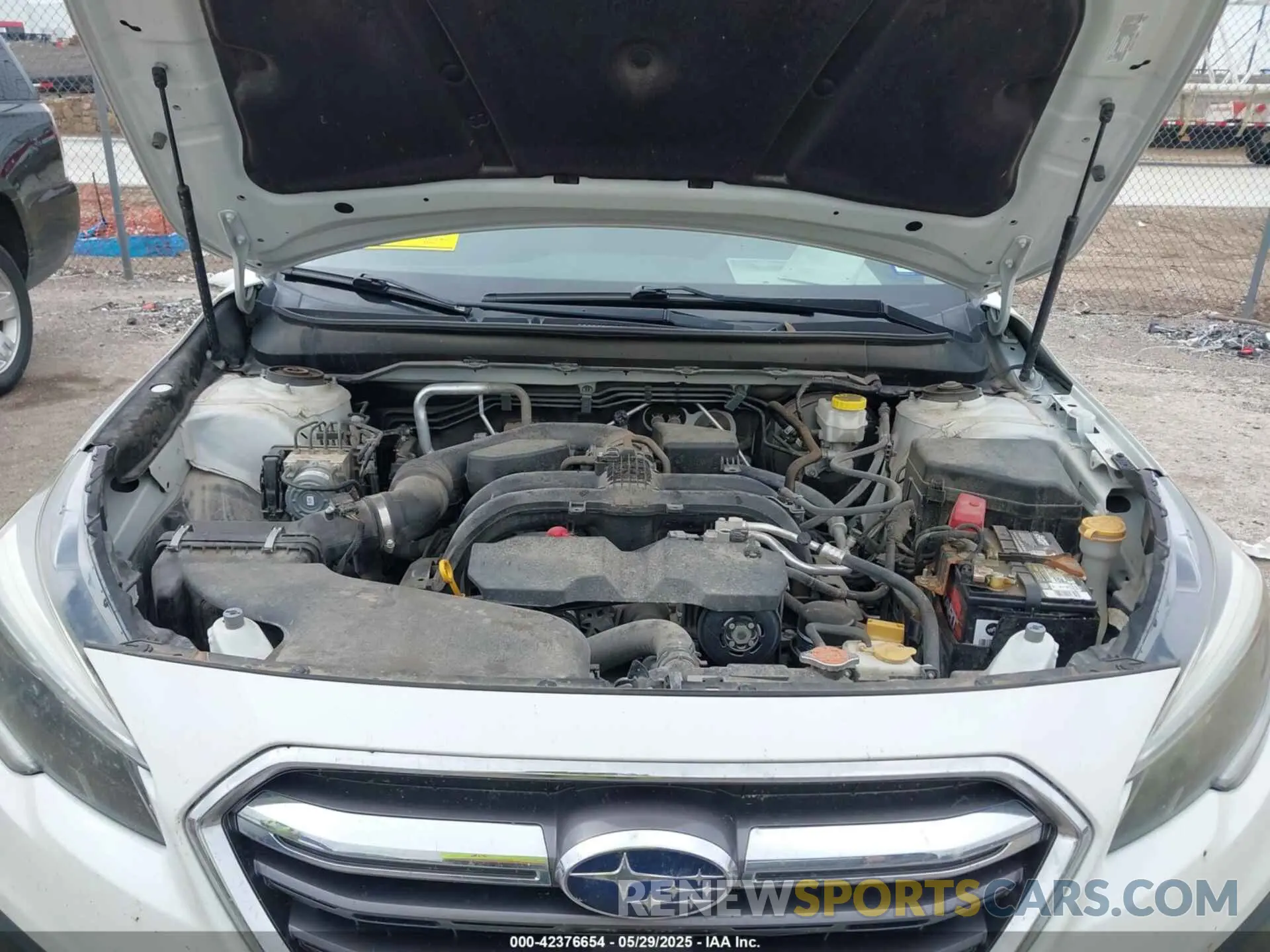 10 Photograph of a damaged car 4S4BSAFC6K3324612 SUBARU OUTBACK 2019