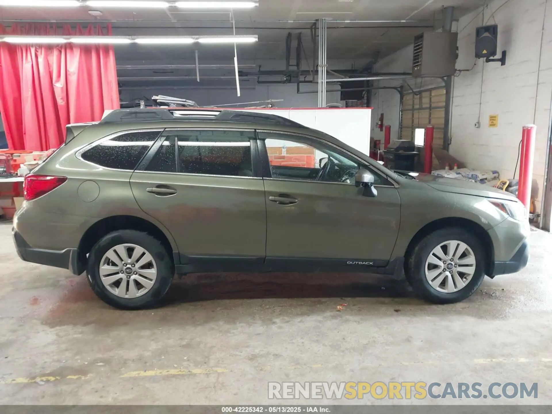 13 Photograph of a damaged car 4S4BSAFC6K3357691 SUBARU OUTBACK 2019