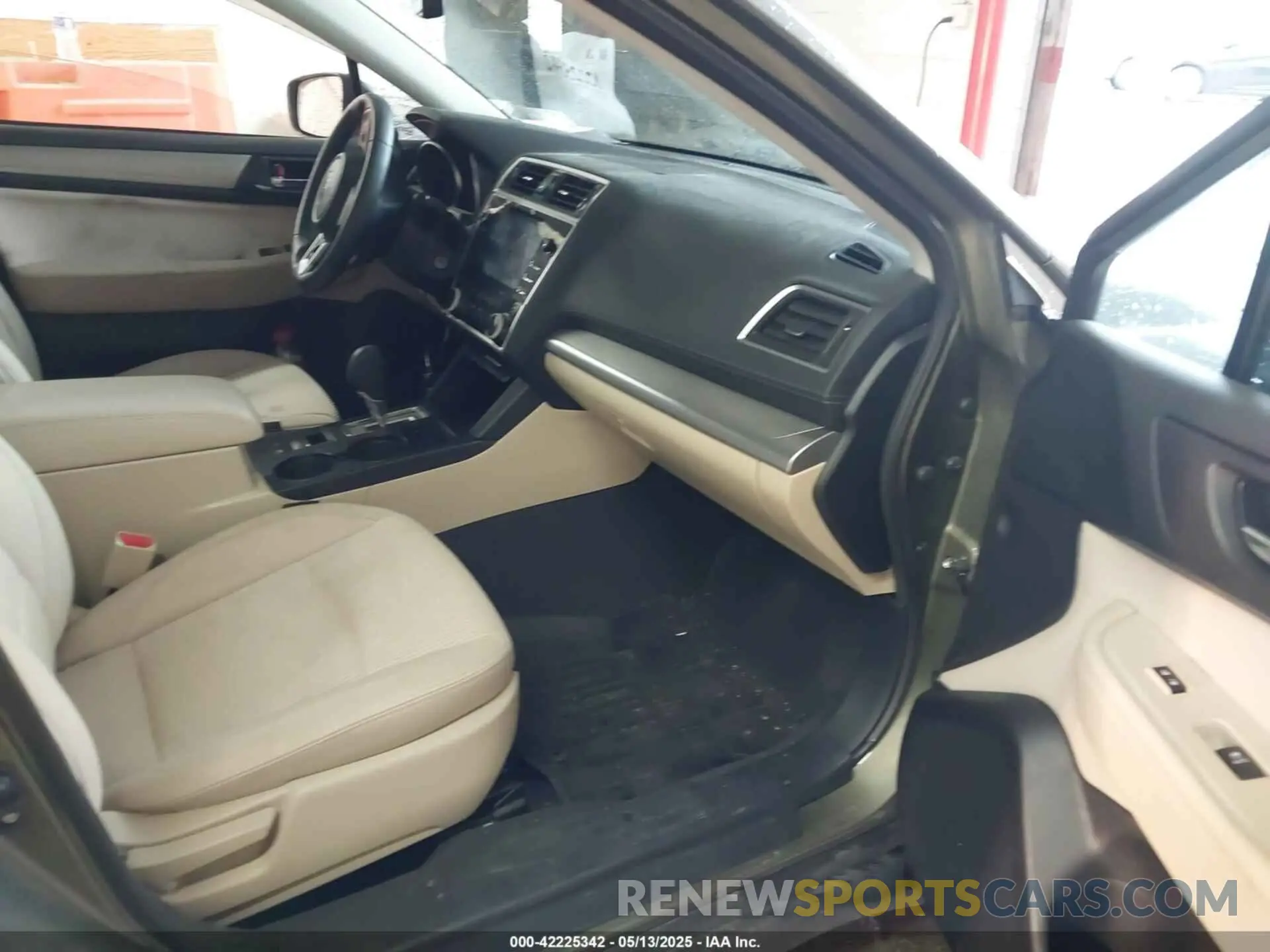 5 Photograph of a damaged car 4S4BSAFC6K3357691 SUBARU OUTBACK 2019