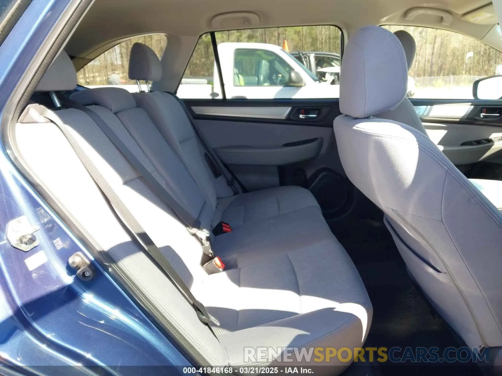 8 Photograph of a damaged car 4S4BSAFC7K3288087 SUBARU OUTBACK 2019