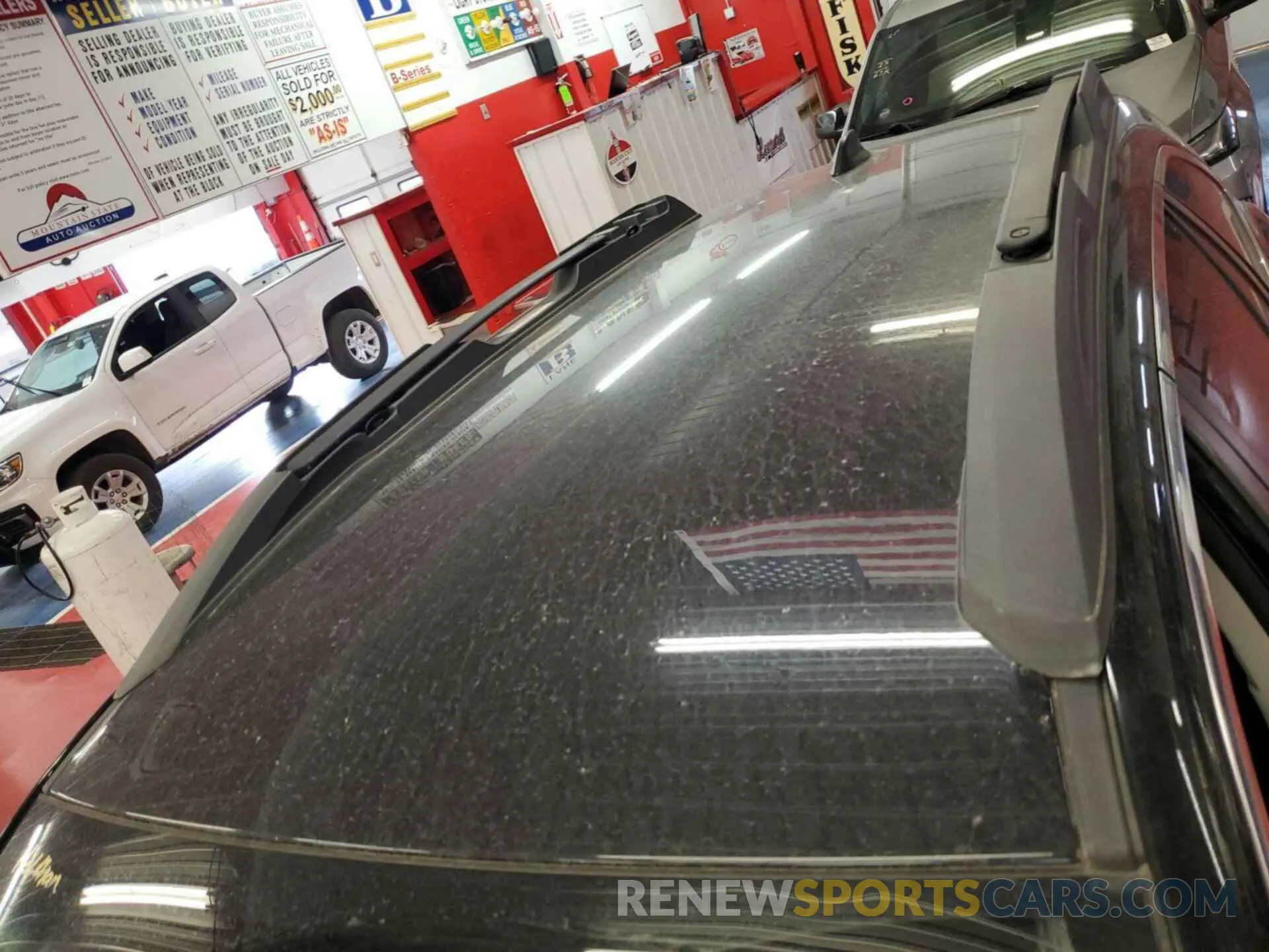 4 Photograph of a damaged car 4S4BSAFC7K3310816 SUBARU OUTBACK 2019