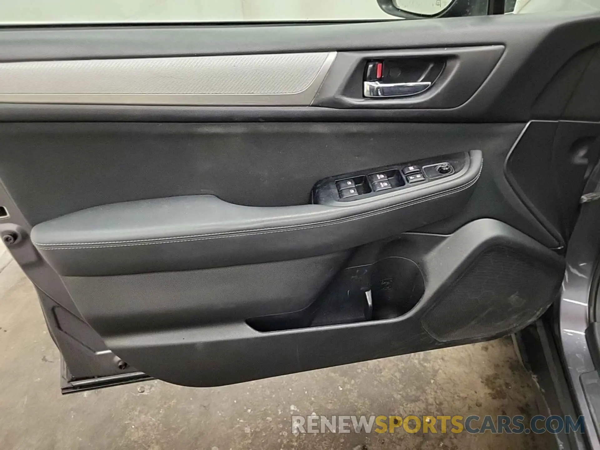 13 Photograph of a damaged car 4S4BSAFC7K3330094 SUBARU OUTBACK 2019