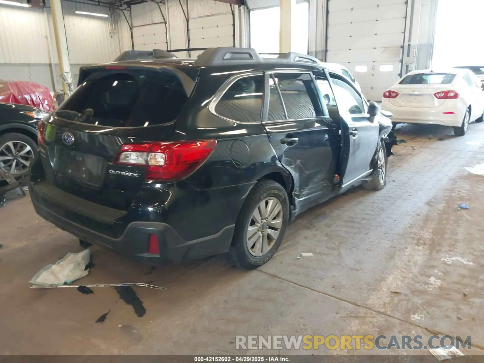 4 Photograph of a damaged car 4S4BSAFC8K3288731 SUBARU OUTBACK 2019
