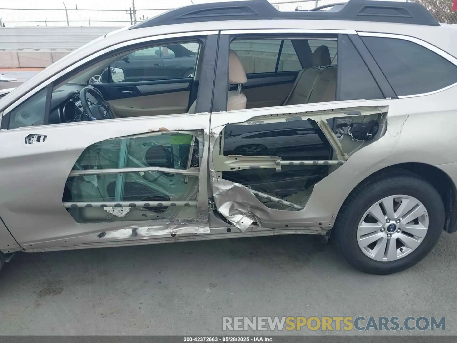 6 Photograph of a damaged car 4S4BSAFC8K3326264 SUBARU OUTBACK 2019