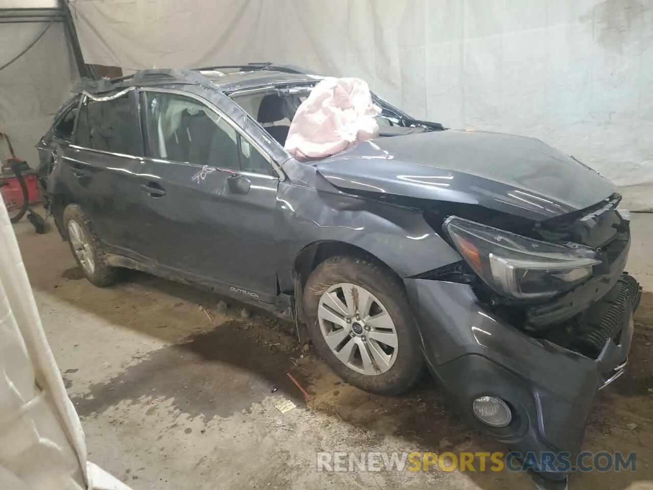 4 Photograph of a damaged car 4S4BSAFC9K3371777 SUBARU OUTBACK 2019