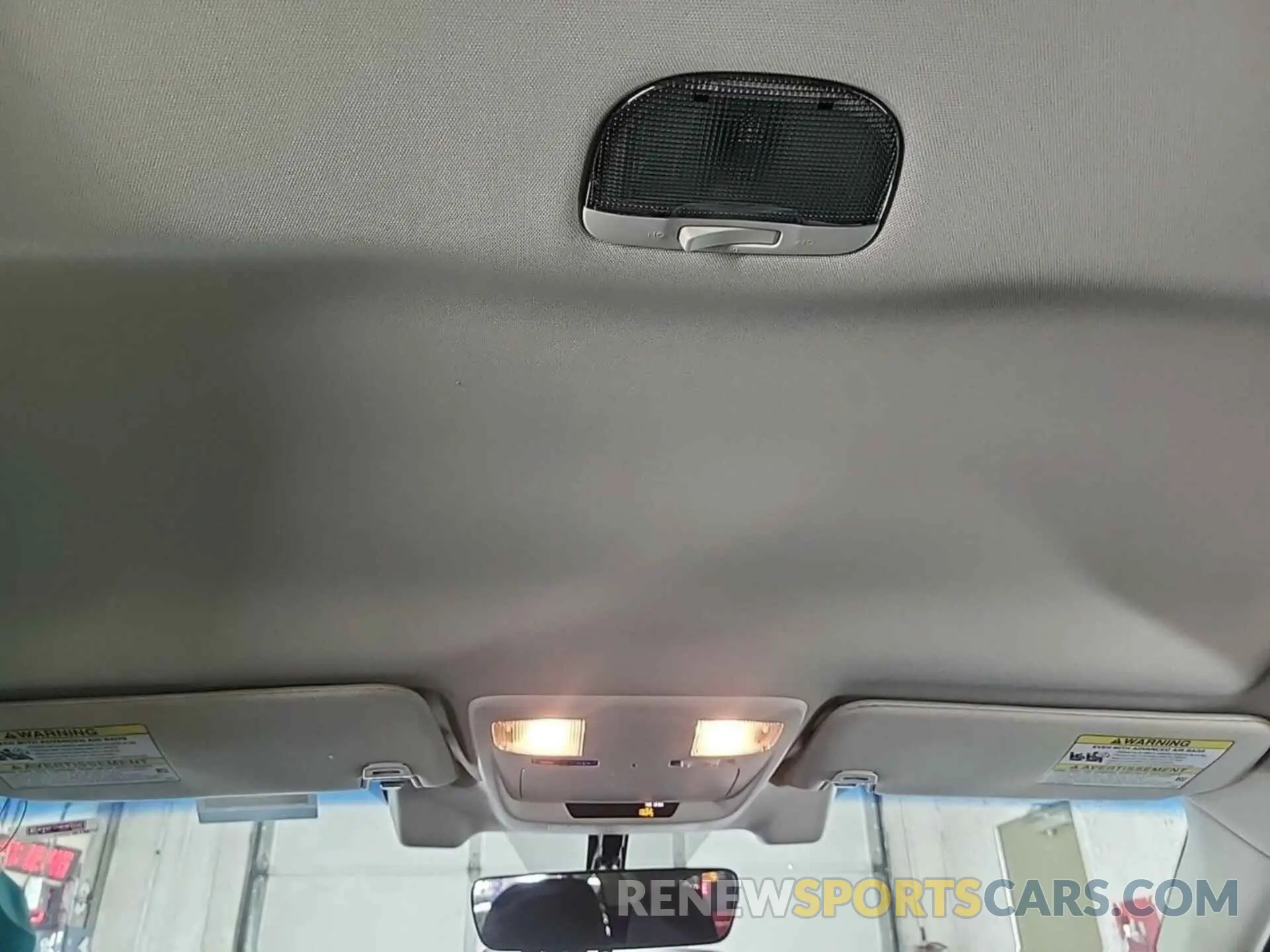 32 Photograph of a damaged car 4S4BSAFCXK3227915 SUBARU OUTBACK 2019