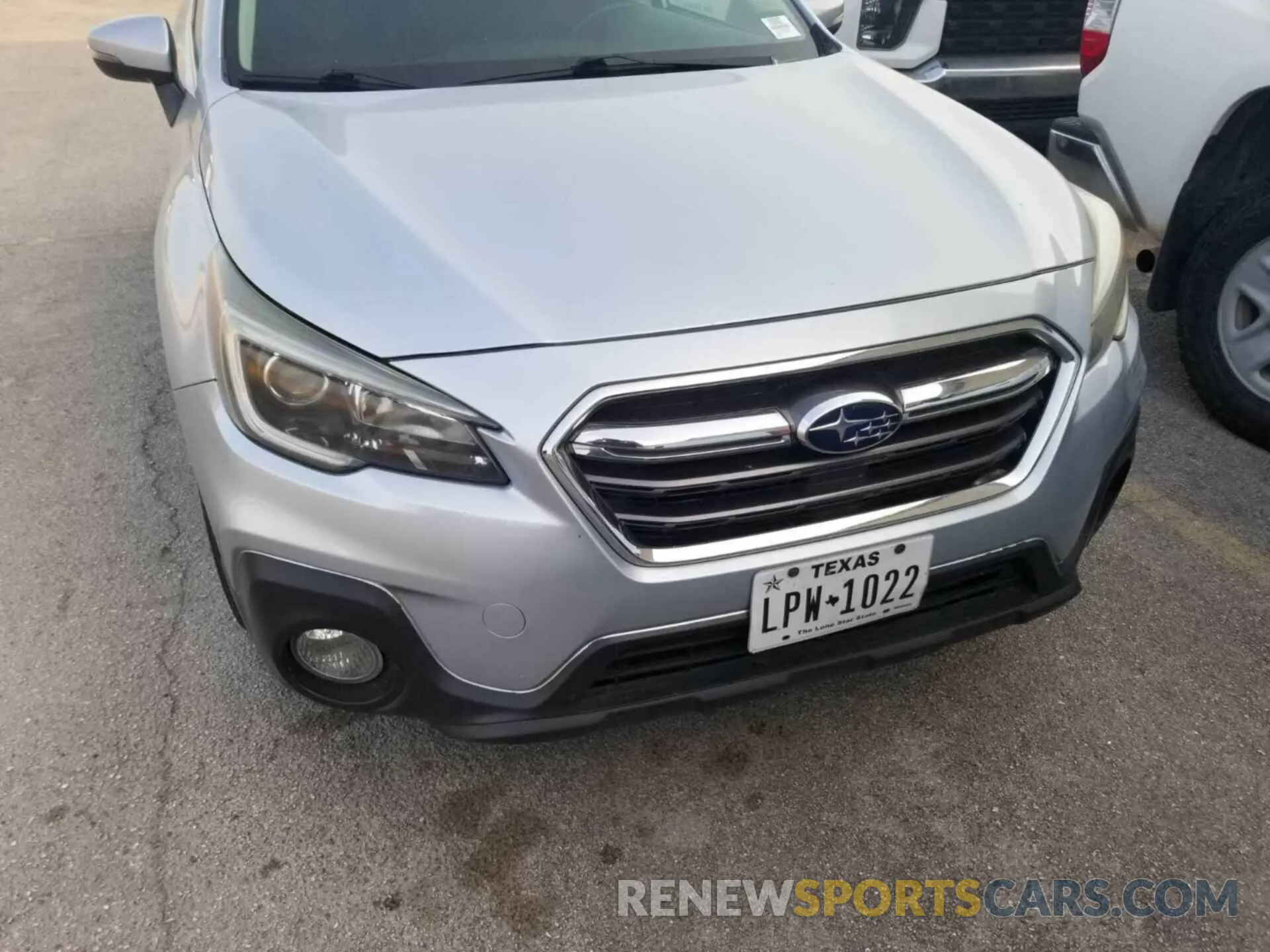 2 Photograph of a damaged car 4S4BSAFCXK3311152 SUBARU OUTBACK 2019