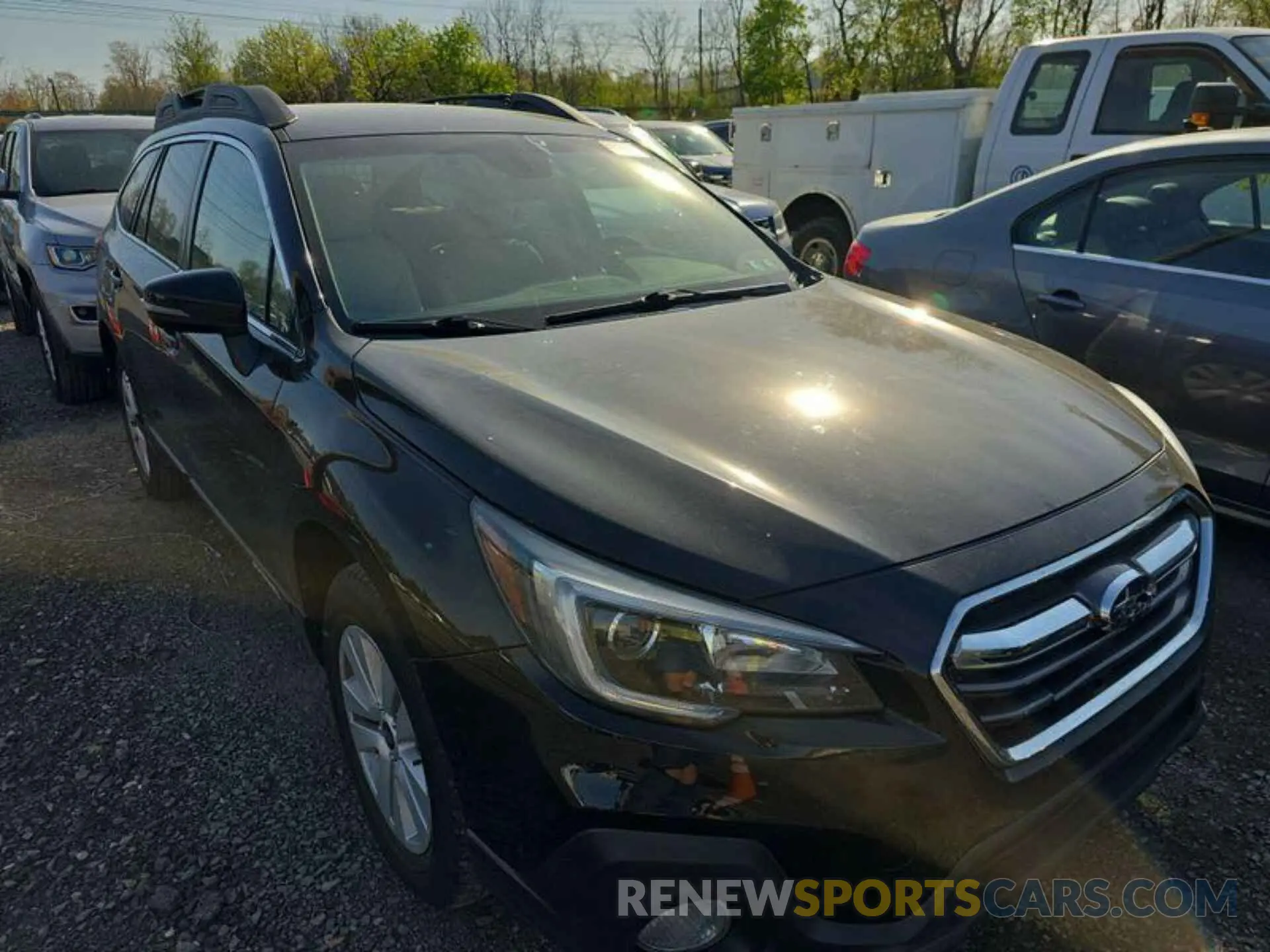 10 Photograph of a damaged car 4S4BSAFCXK3318408 SUBARU OUTBACK 2019