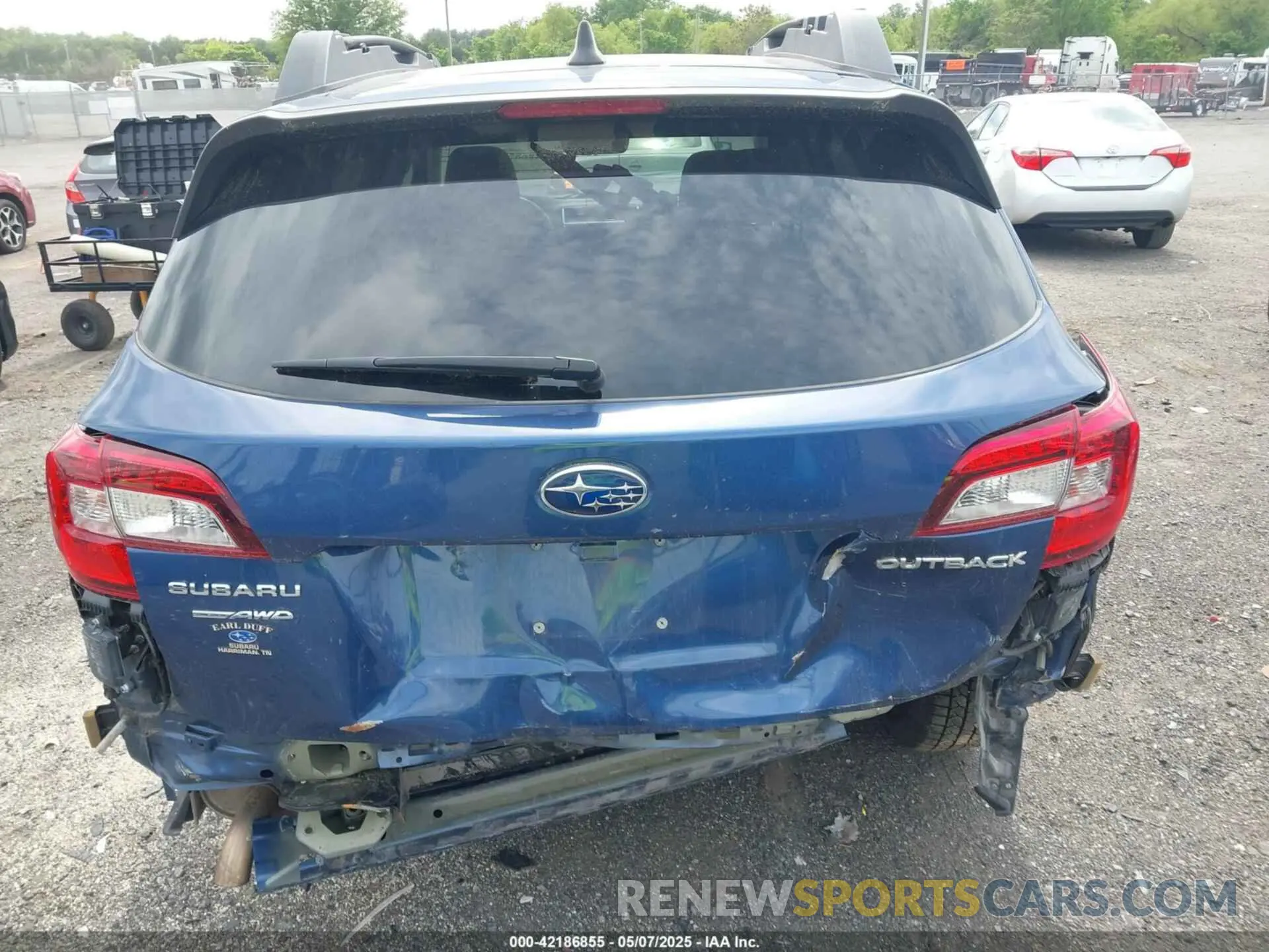 6 Photograph of a damaged car 4S4BSAHC1K3384410 SUBARU OUTBACK 2019