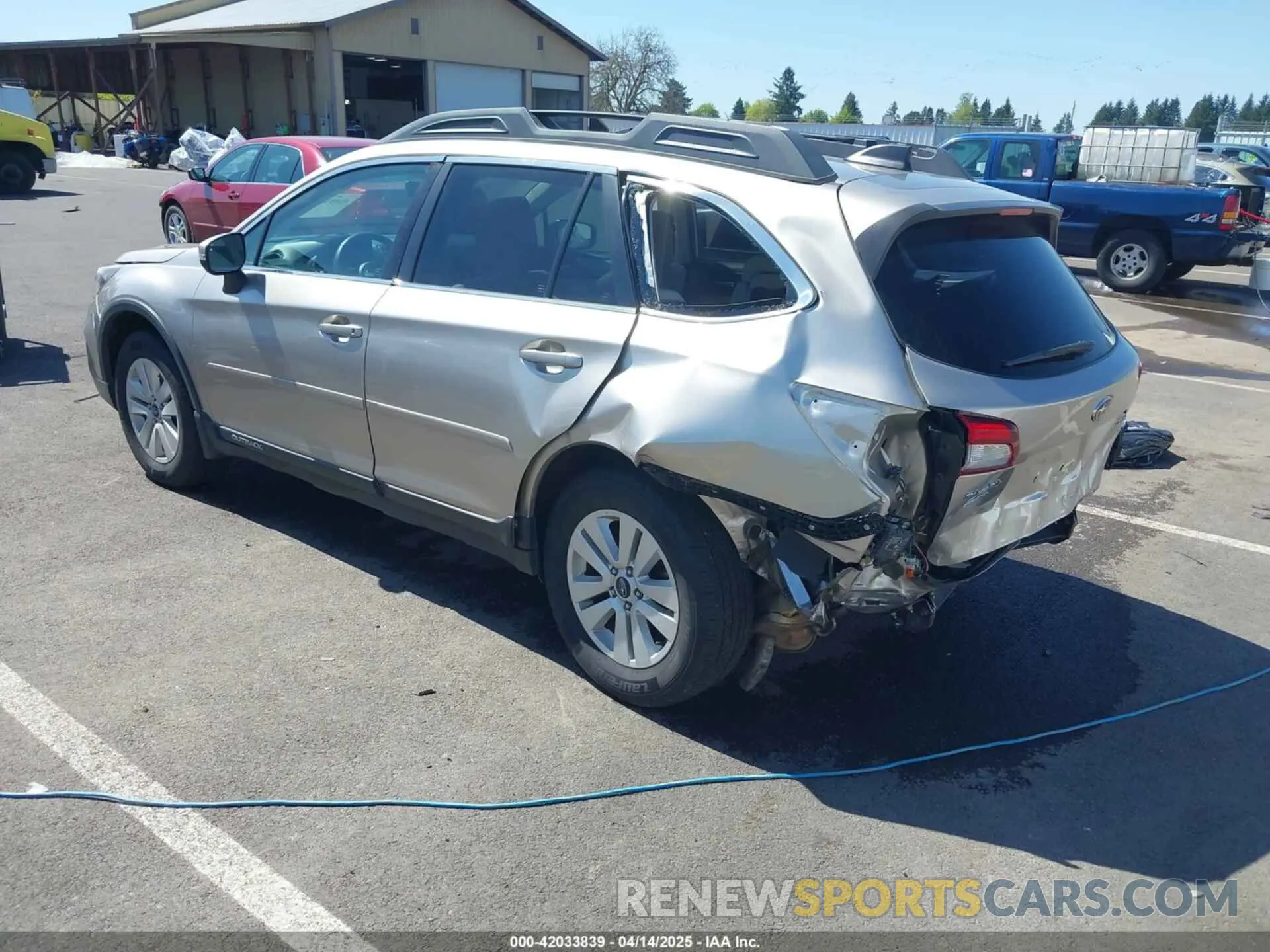 3 Photograph of a damaged car 4S4BSAHC2K3224035 SUBARU OUTBACK 2019