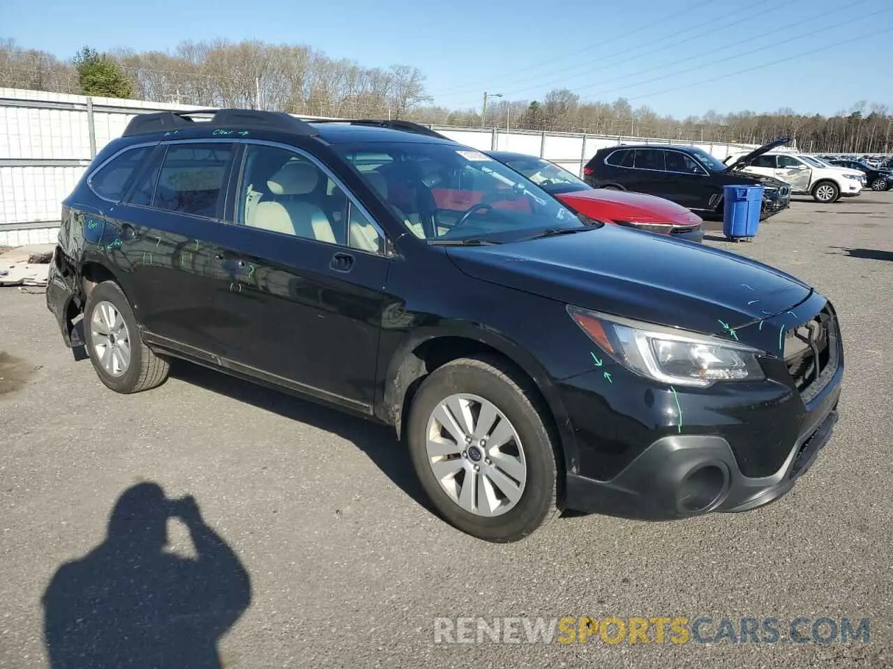 4 Photograph of a damaged car 4S4BSAHC2K3256807 SUBARU OUTBACK 2019