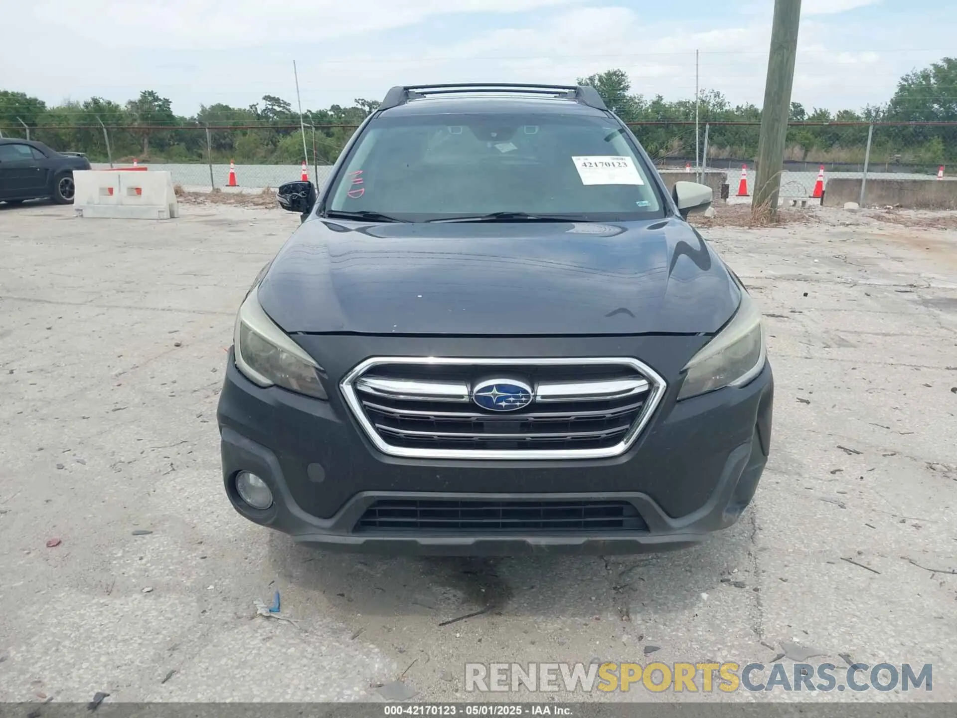 11 Photograph of a damaged car 4S4BSAHC2K3340965 SUBARU OUTBACK 2019