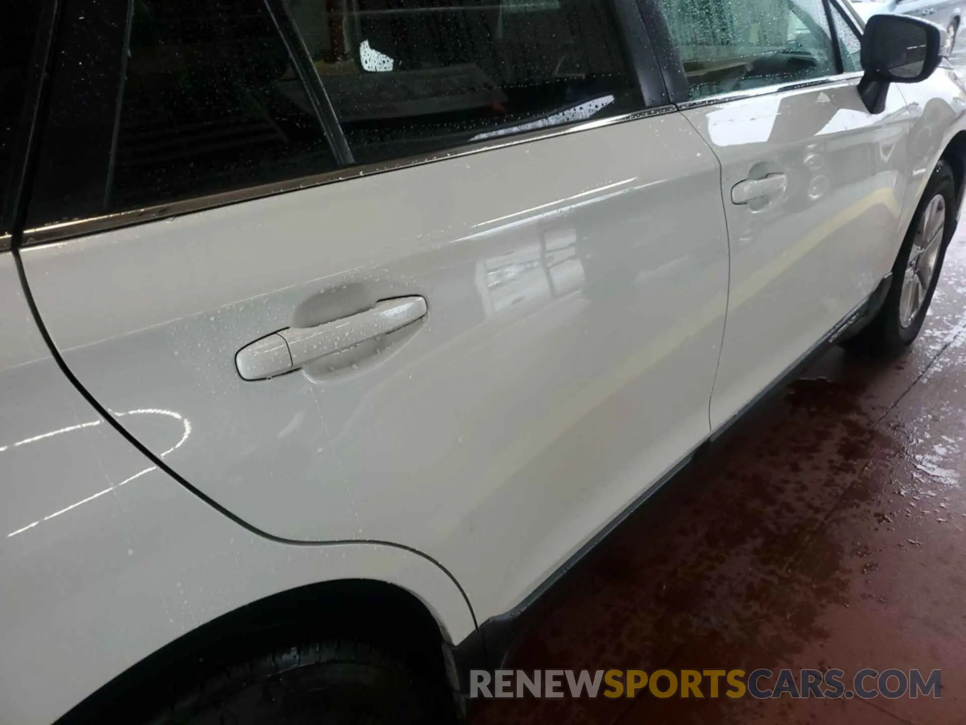 19 Photograph of a damaged car 4S4BSAHC3K3247761 SUBARU OUTBACK 2019