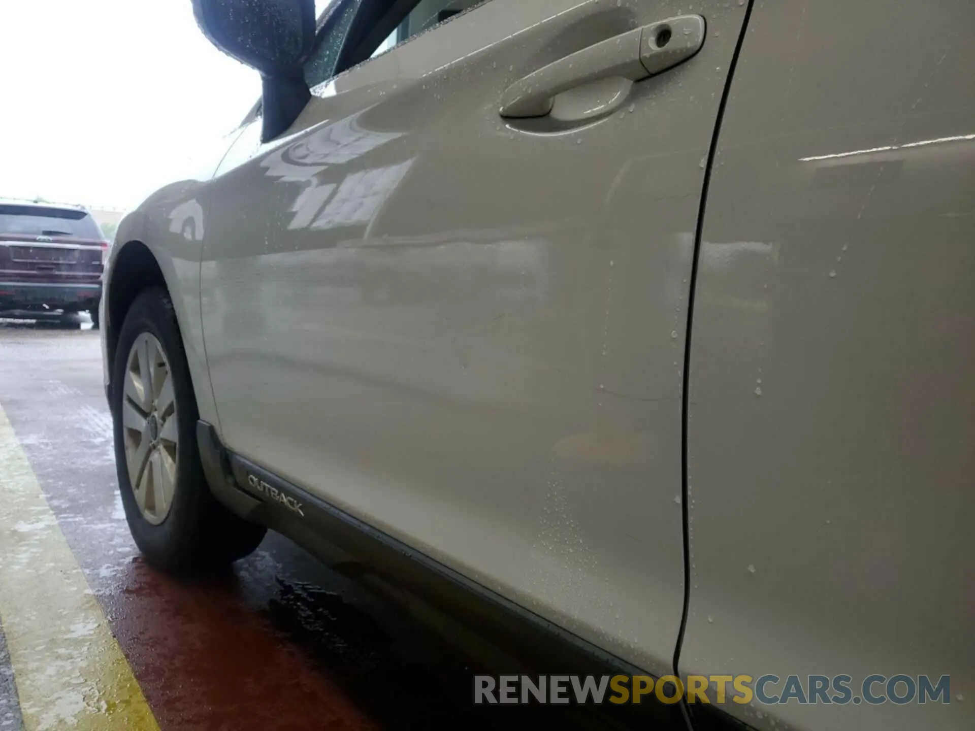 2 Photograph of a damaged car 4S4BSAHC3K3247761 SUBARU OUTBACK 2019