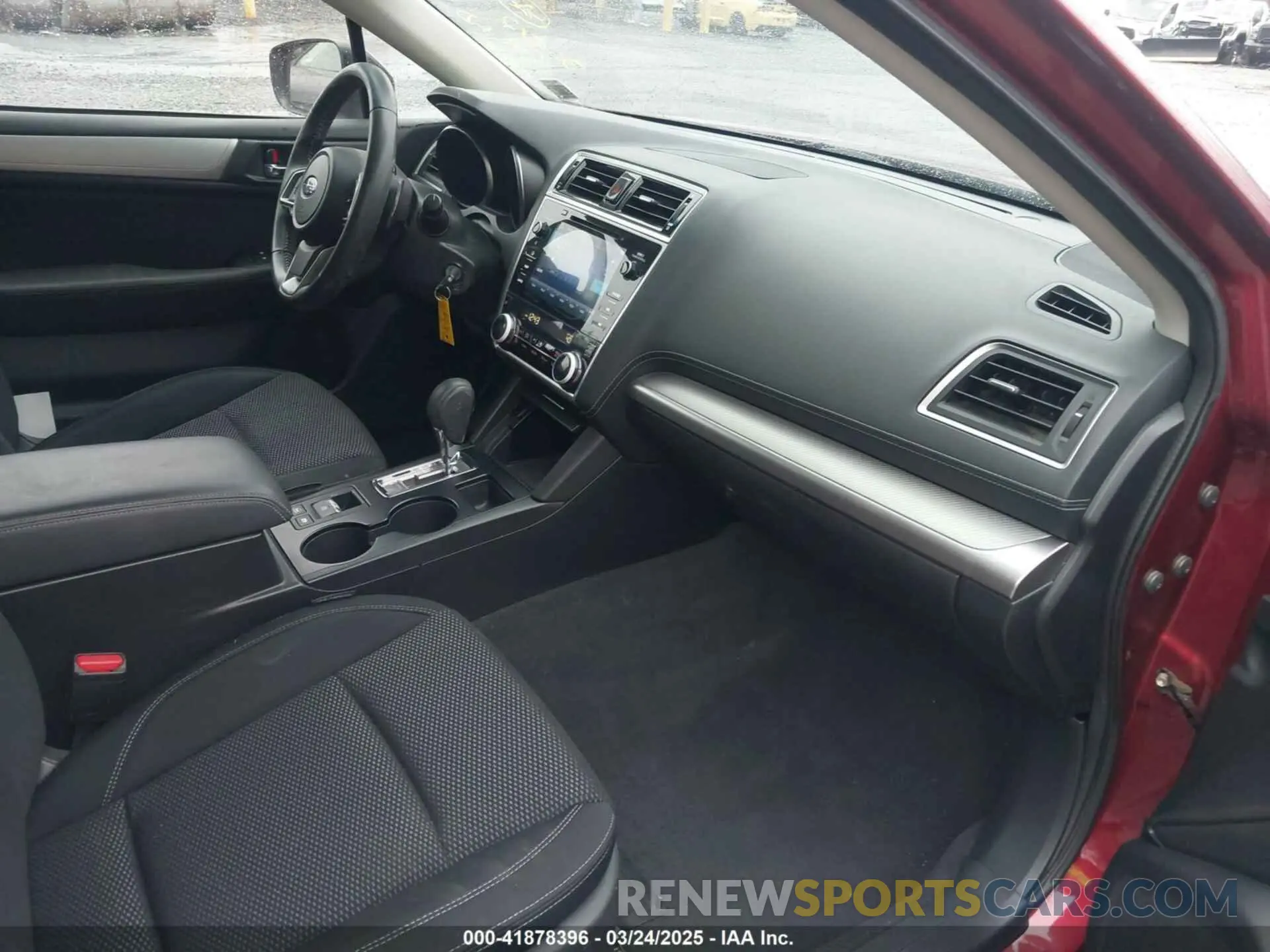 5 Photograph of a damaged car 4S4BSAHC3K3282011 SUBARU OUTBACK 2019