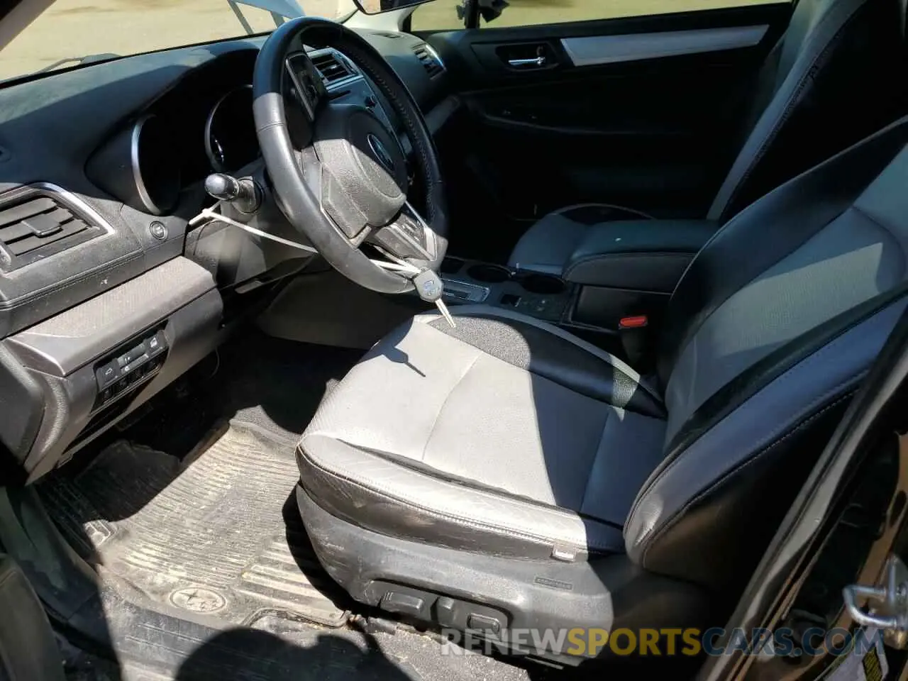 7 Photograph of a damaged car 4S4BSAHC4K3213070 SUBARU OUTBACK 2019