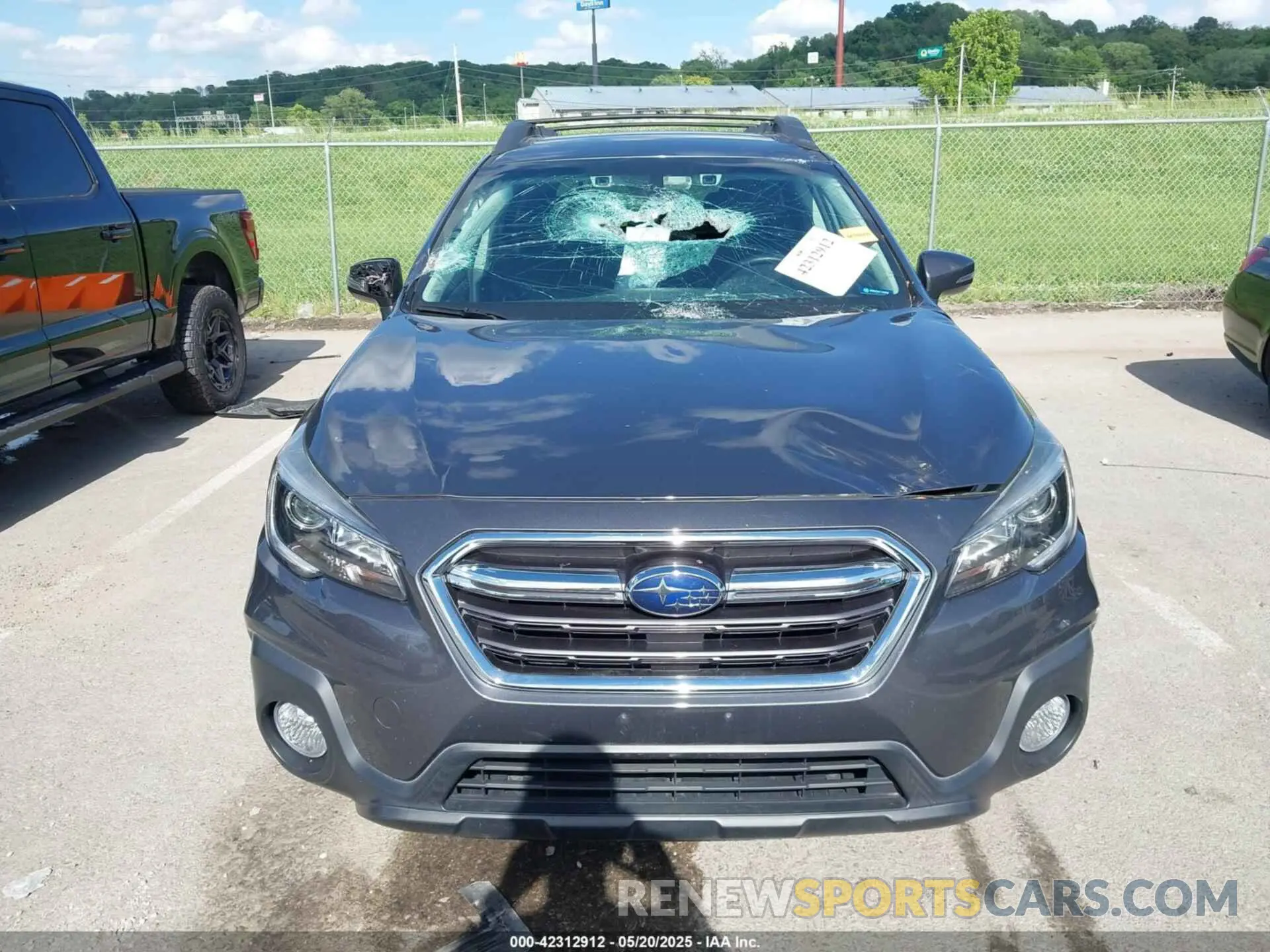 12 Photograph of a damaged car 4S4BSAHC4K3287041 SUBARU OUTBACK 2019