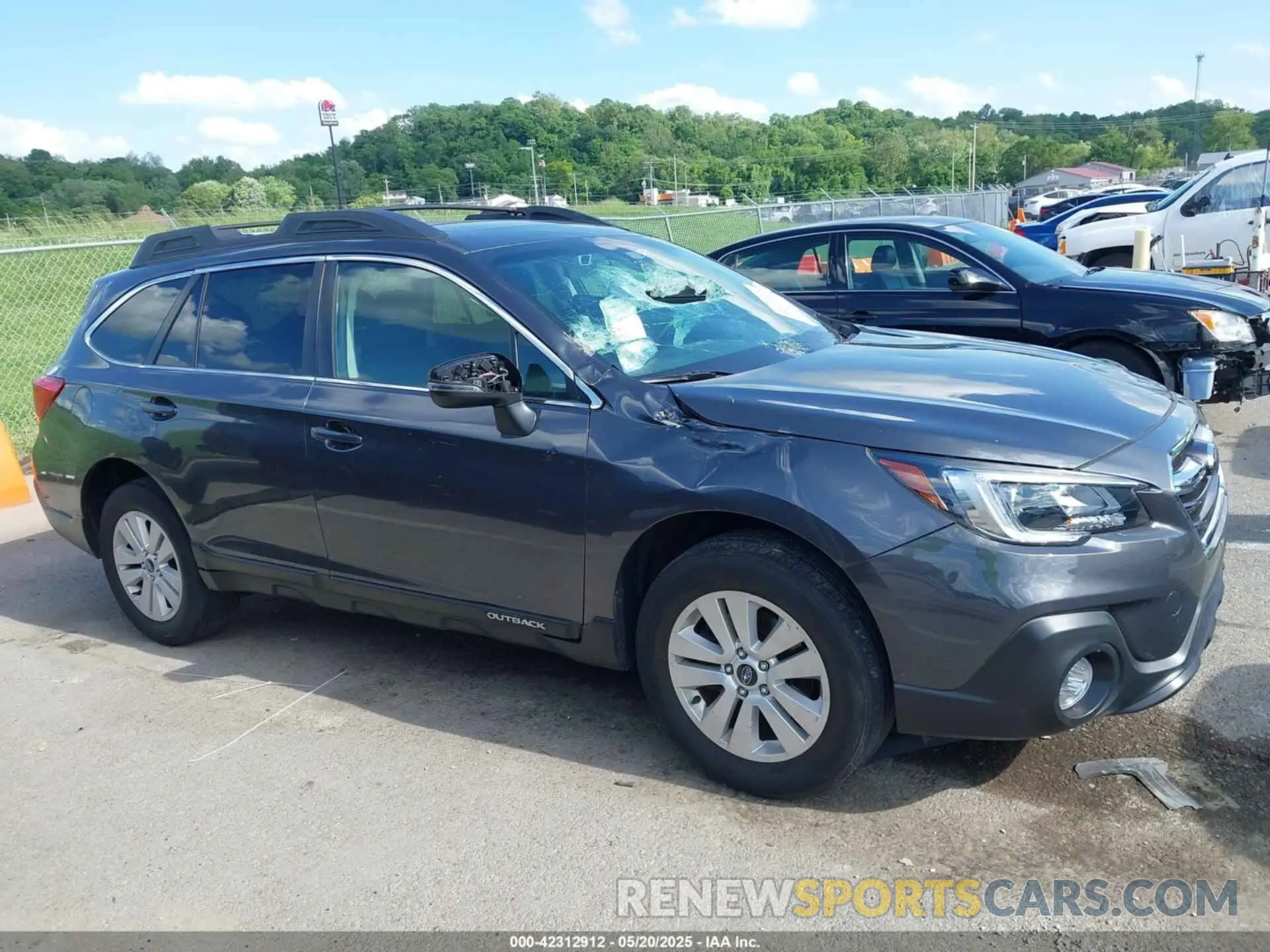 13 Photograph of a damaged car 4S4BSAHC4K3287041 SUBARU OUTBACK 2019