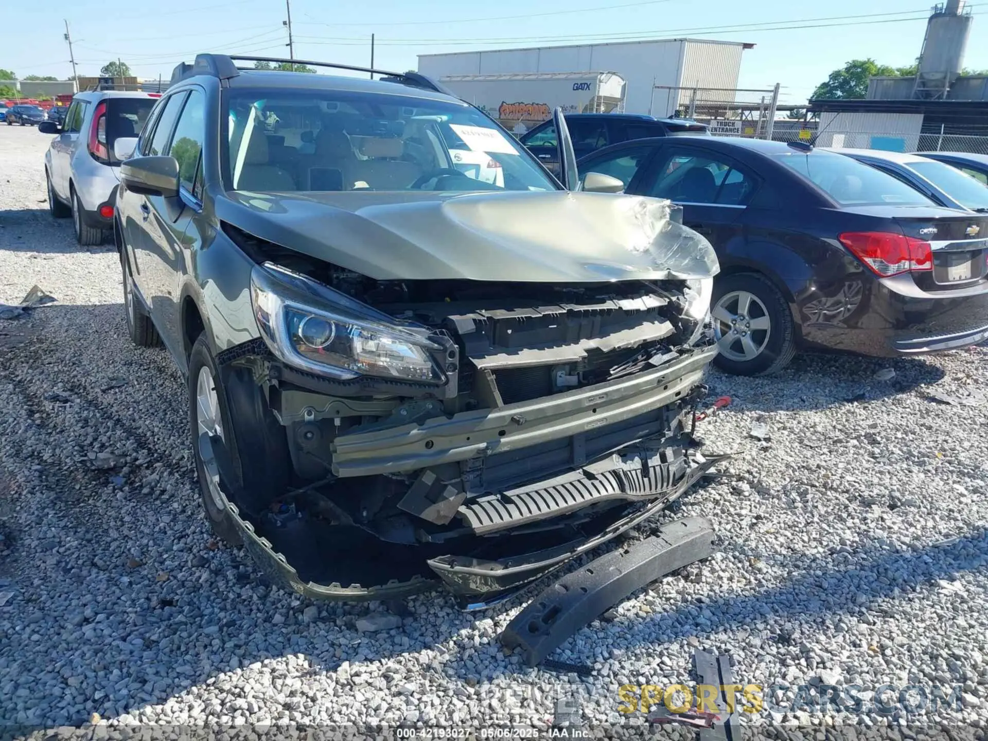 18 Photograph of a damaged car 4S4BSAHC4K3288397 SUBARU OUTBACK 2019