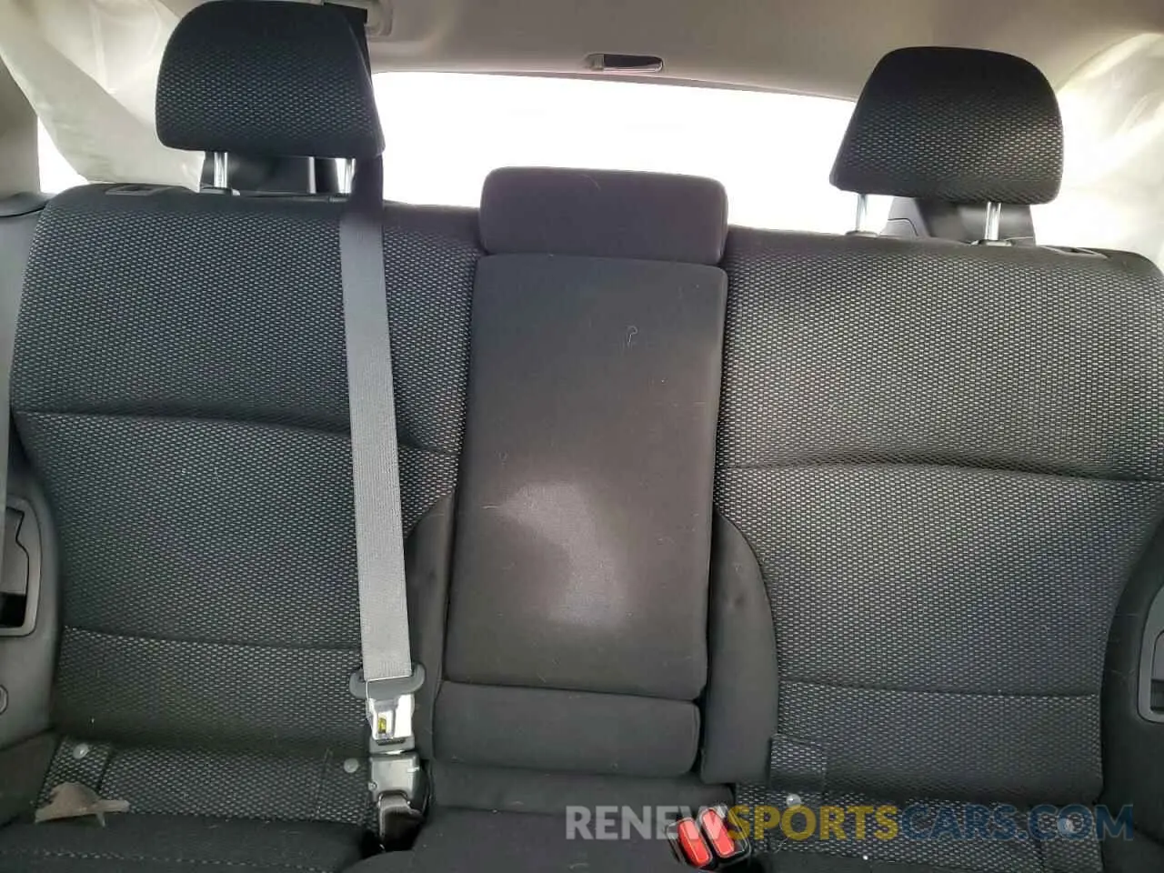 10 Photograph of a damaged car 4S4BSAHC4K3312388 SUBARU OUTBACK 2019
