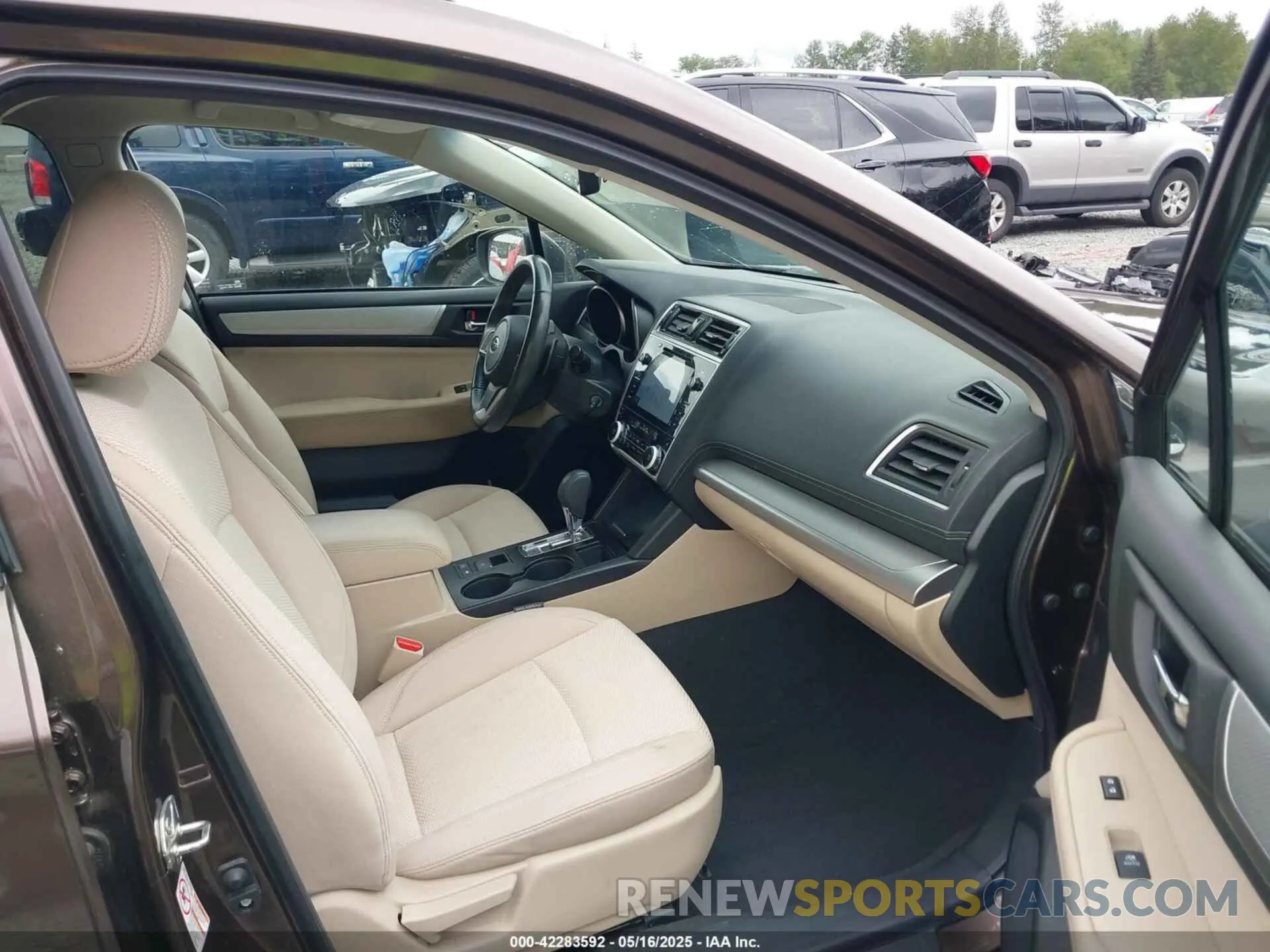 5 Photograph of a damaged car 4S4BSAHC6K3299367 SUBARU OUTBACK 2019