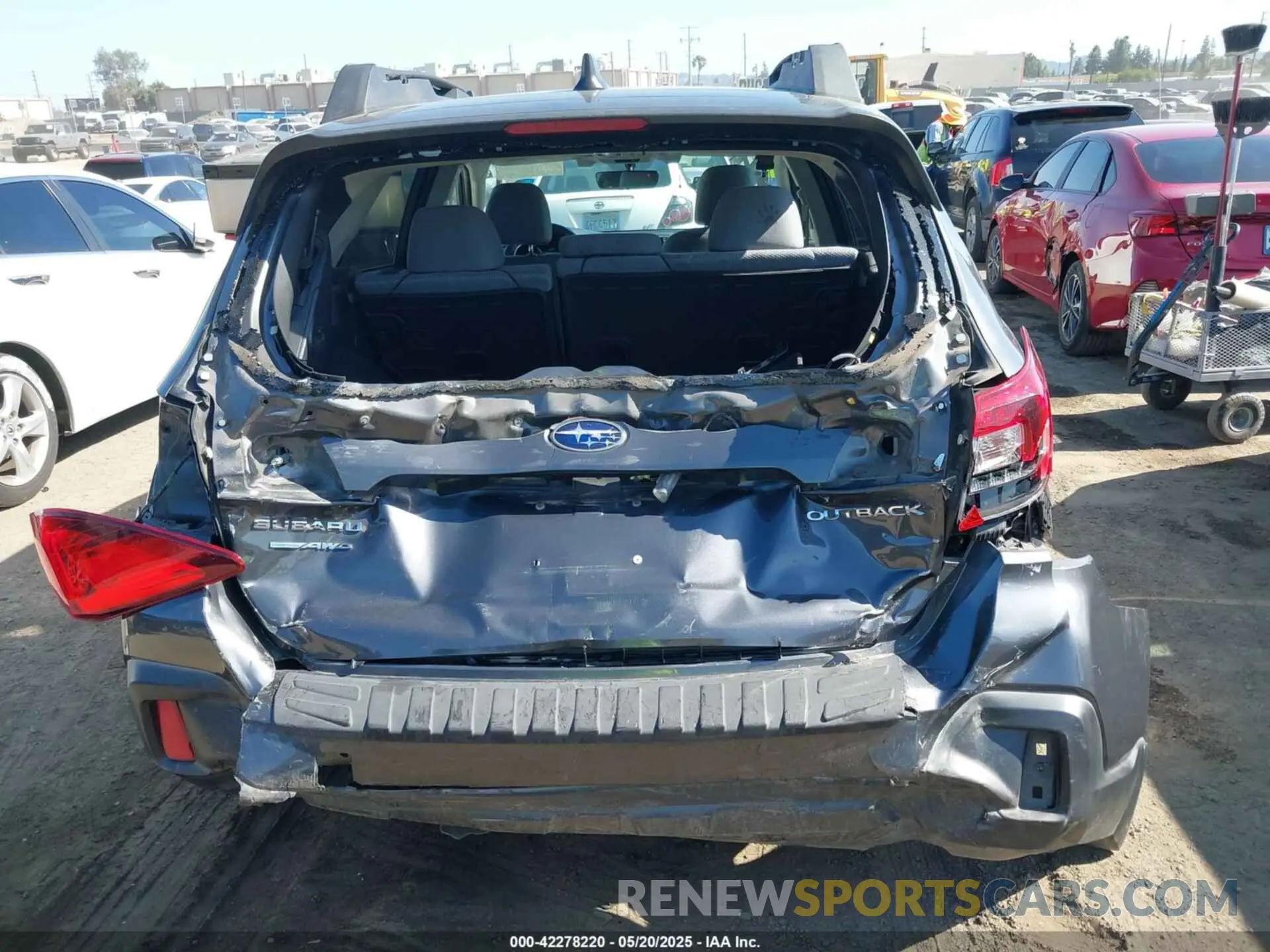 16 Photograph of a damaged car 4S4BSAHC7K3228145 SUBARU OUTBACK 2019