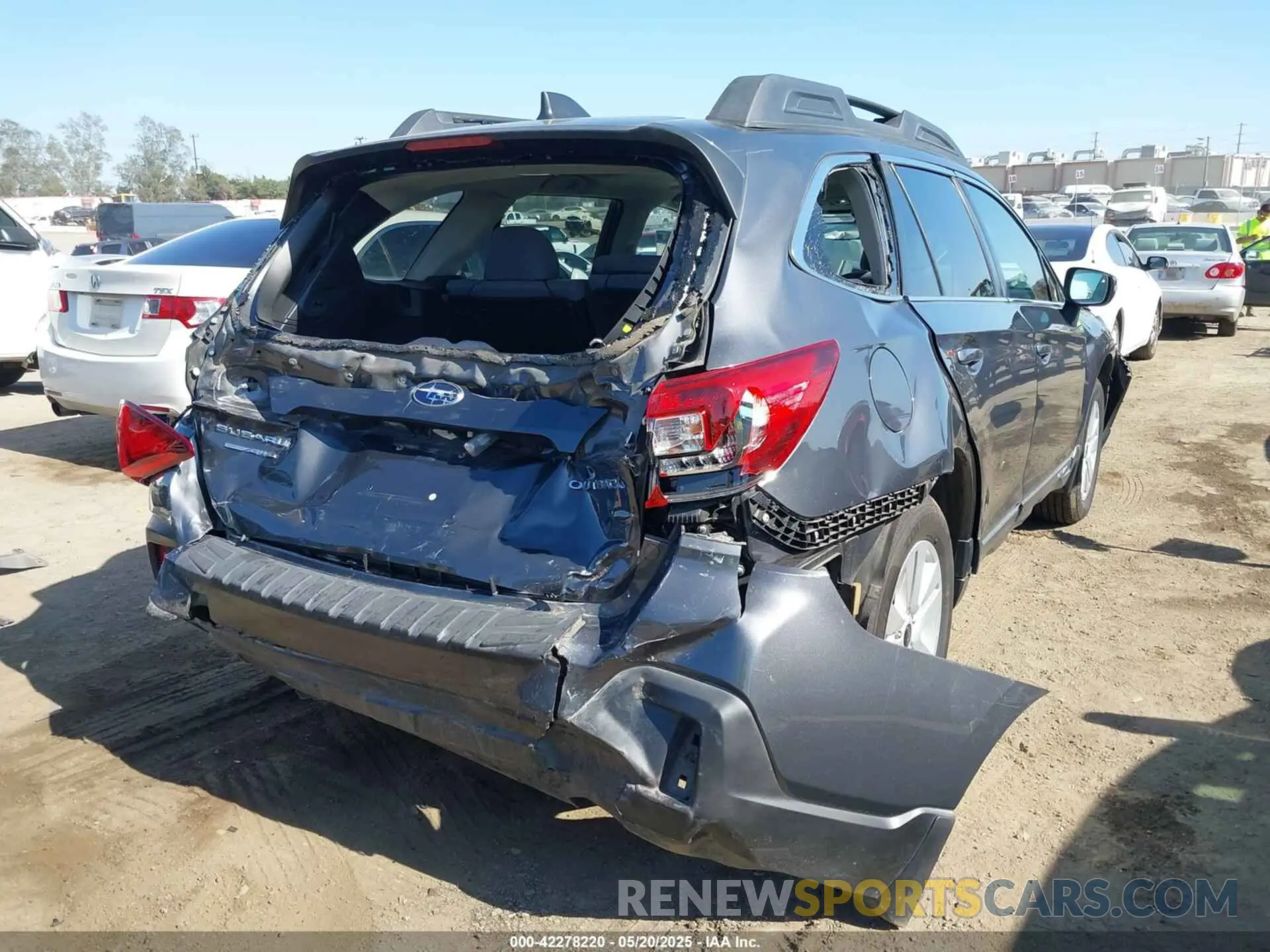 4 Photograph of a damaged car 4S4BSAHC7K3228145 SUBARU OUTBACK 2019