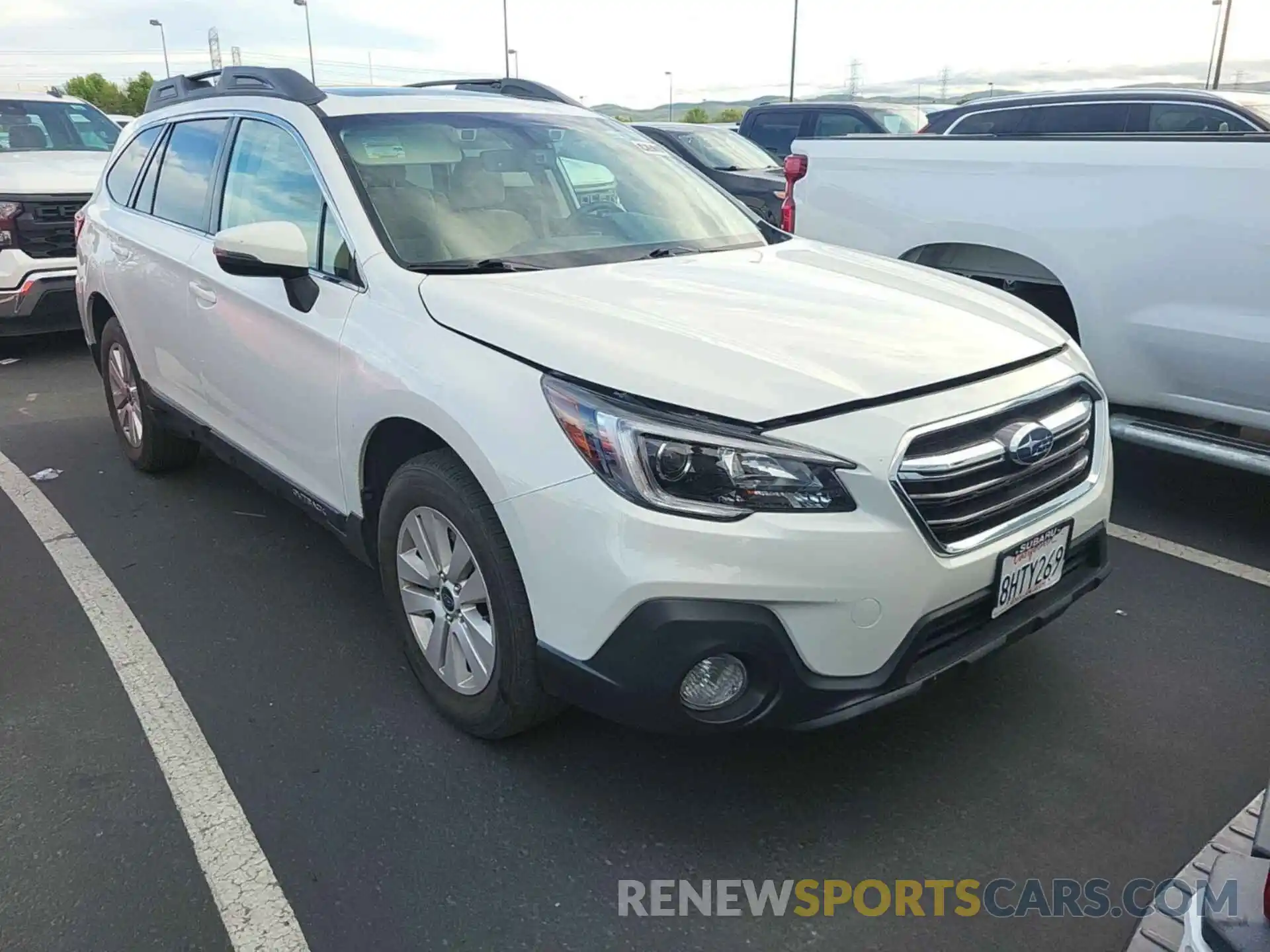 4 Photograph of a damaged car 4S4BSAHC7K3247651 SUBARU OUTBACK 2019