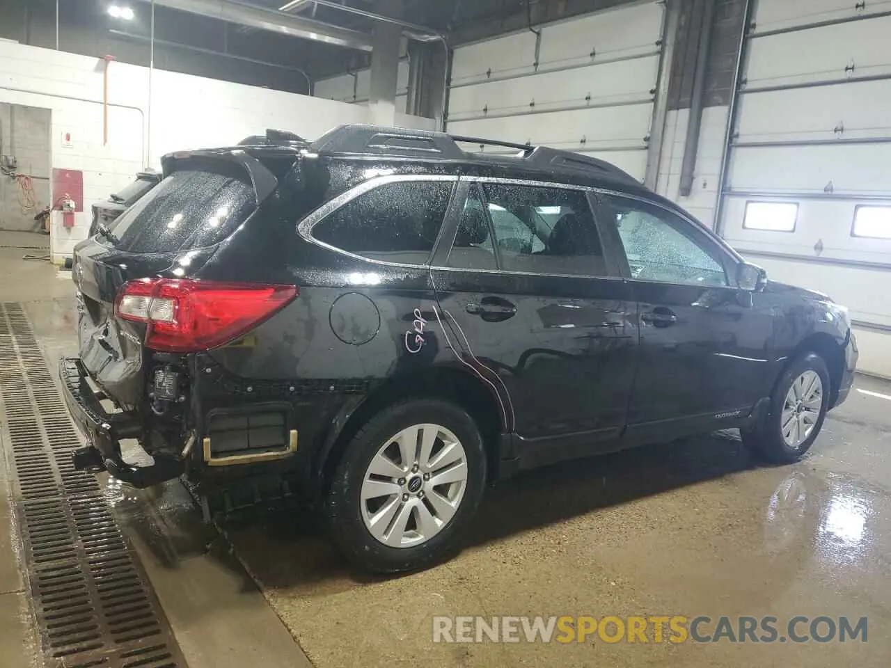3 Photograph of a damaged car 4S4BSAHC8K3206543 SUBARU OUTBACK 2019
