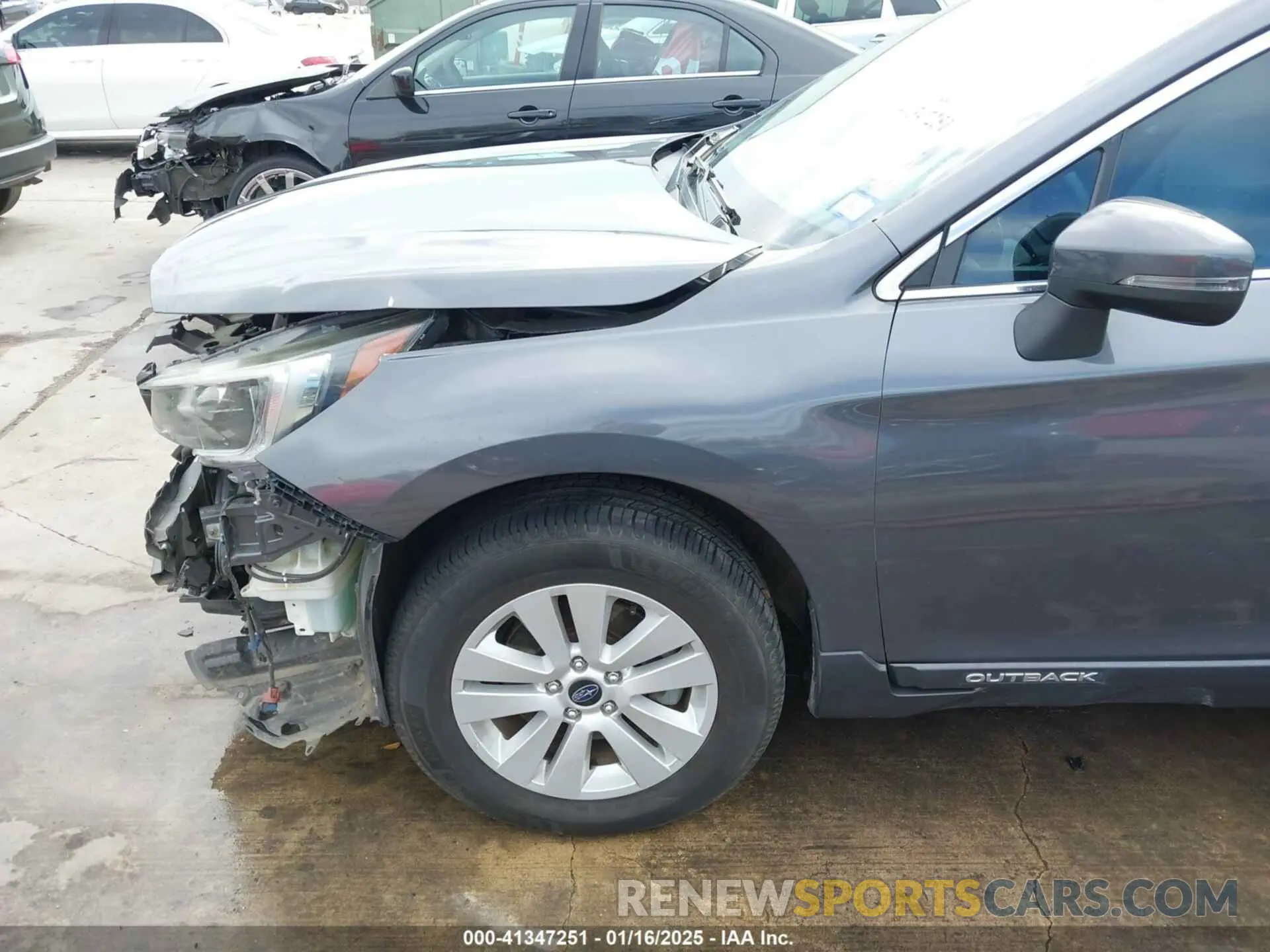 18 Photograph of a damaged car 4S4BSAHC9K3267528 SUBARU OUTBACK 2019