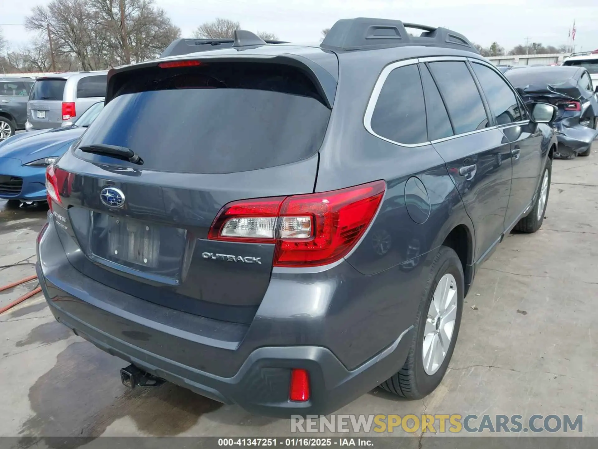4 Photograph of a damaged car 4S4BSAHC9K3267528 SUBARU OUTBACK 2019