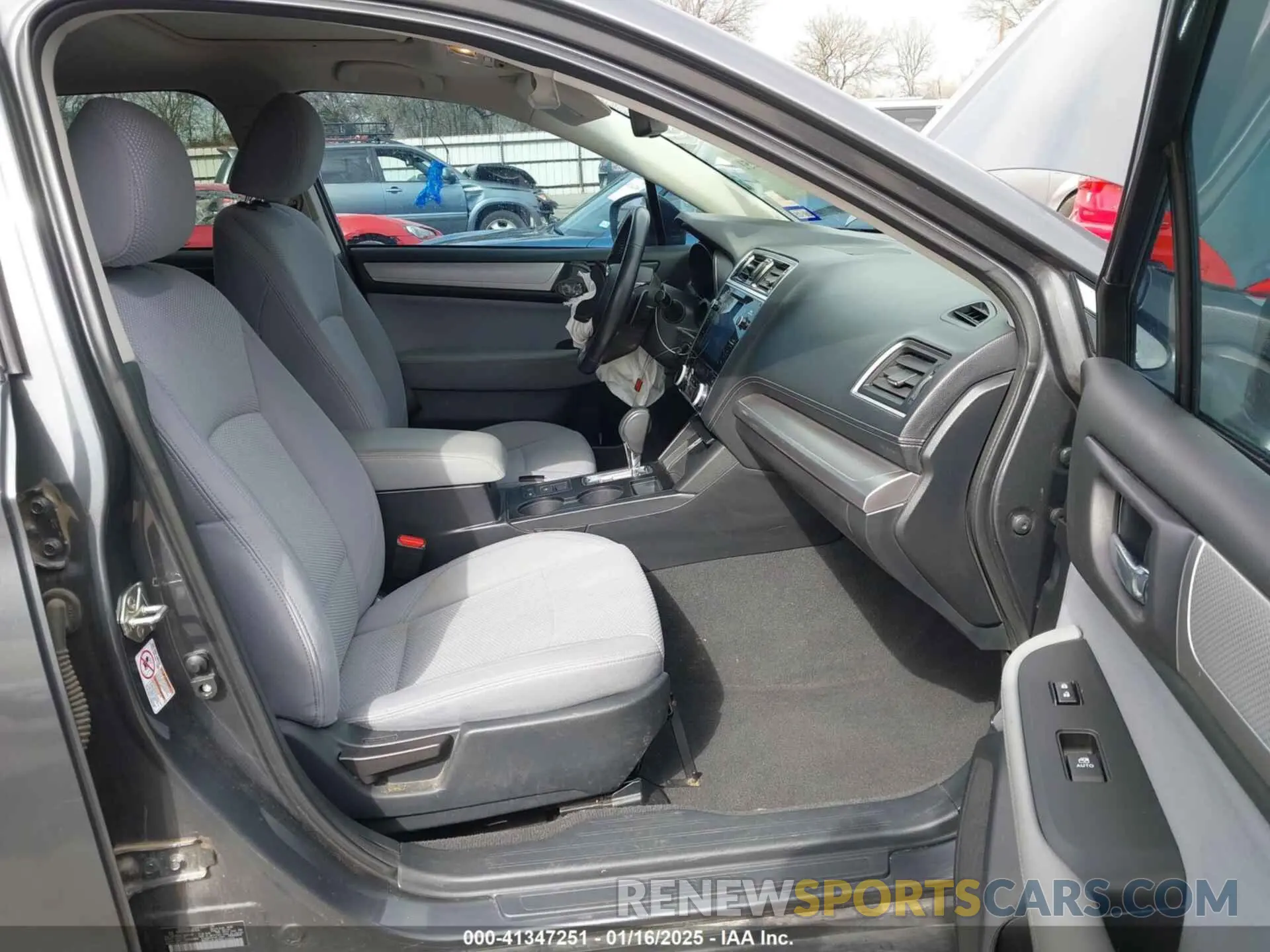 5 Photograph of a damaged car 4S4BSAHC9K3267528 SUBARU OUTBACK 2019