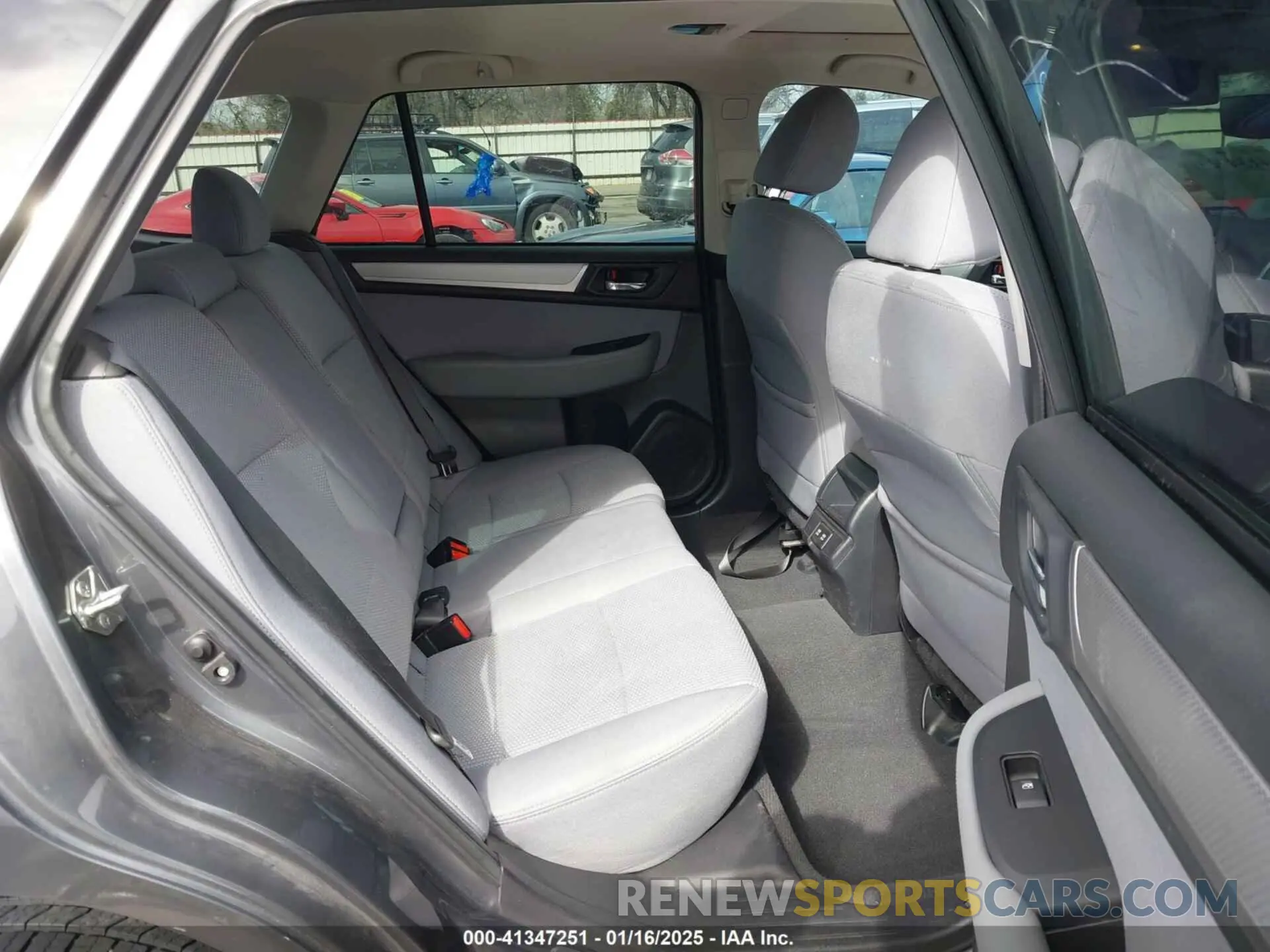 8 Photograph of a damaged car 4S4BSAHC9K3267528 SUBARU OUTBACK 2019