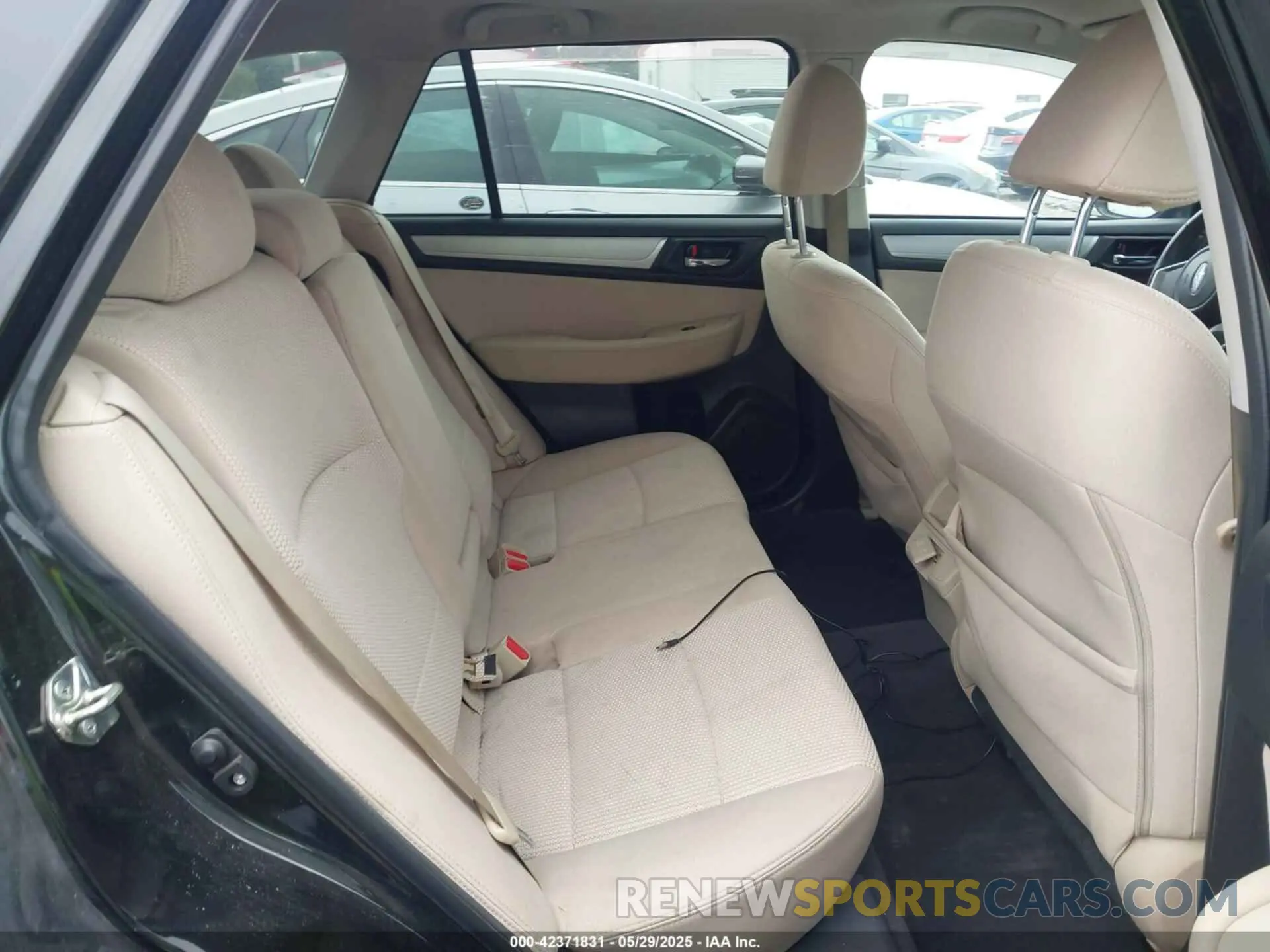8 Photograph of a damaged car 4S4BSAHC9K3369220 SUBARU OUTBACK 2019