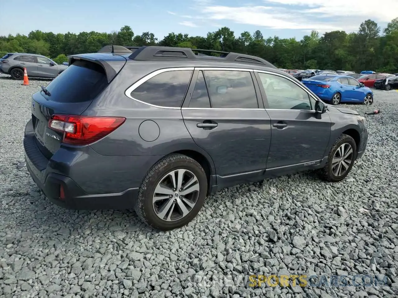 3 Photograph of a damaged car 4S4BSAJC6K3288086 SUBARU OUTBACK 2019