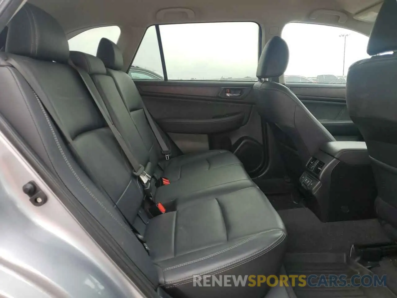 11 Photograph of a damaged car 4S4BSAJCXK3211995 SUBARU OUTBACK 2019