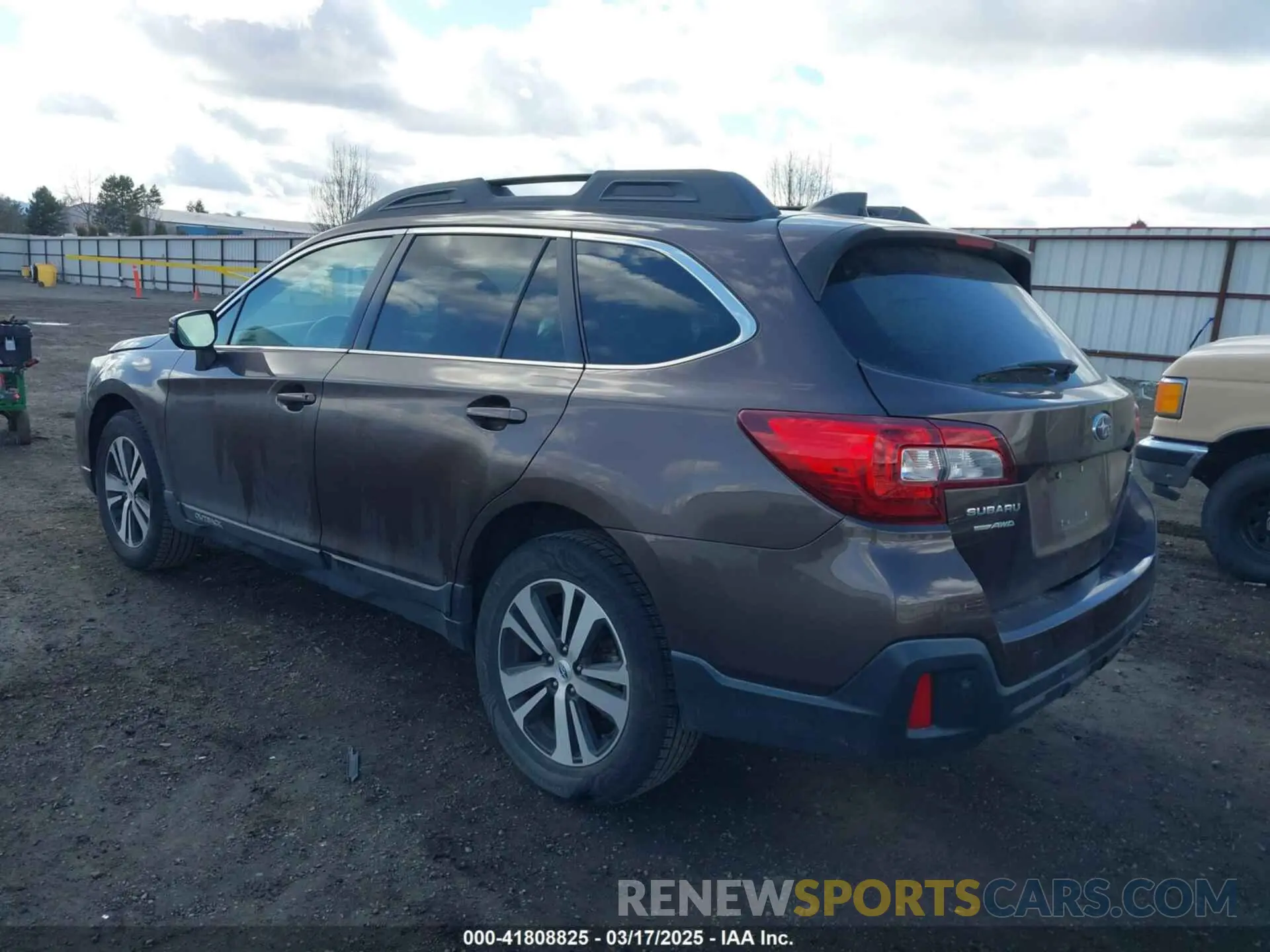 3 Photograph of a damaged car 4S4BSANC0K3359888 SUBARU OUTBACK 2019