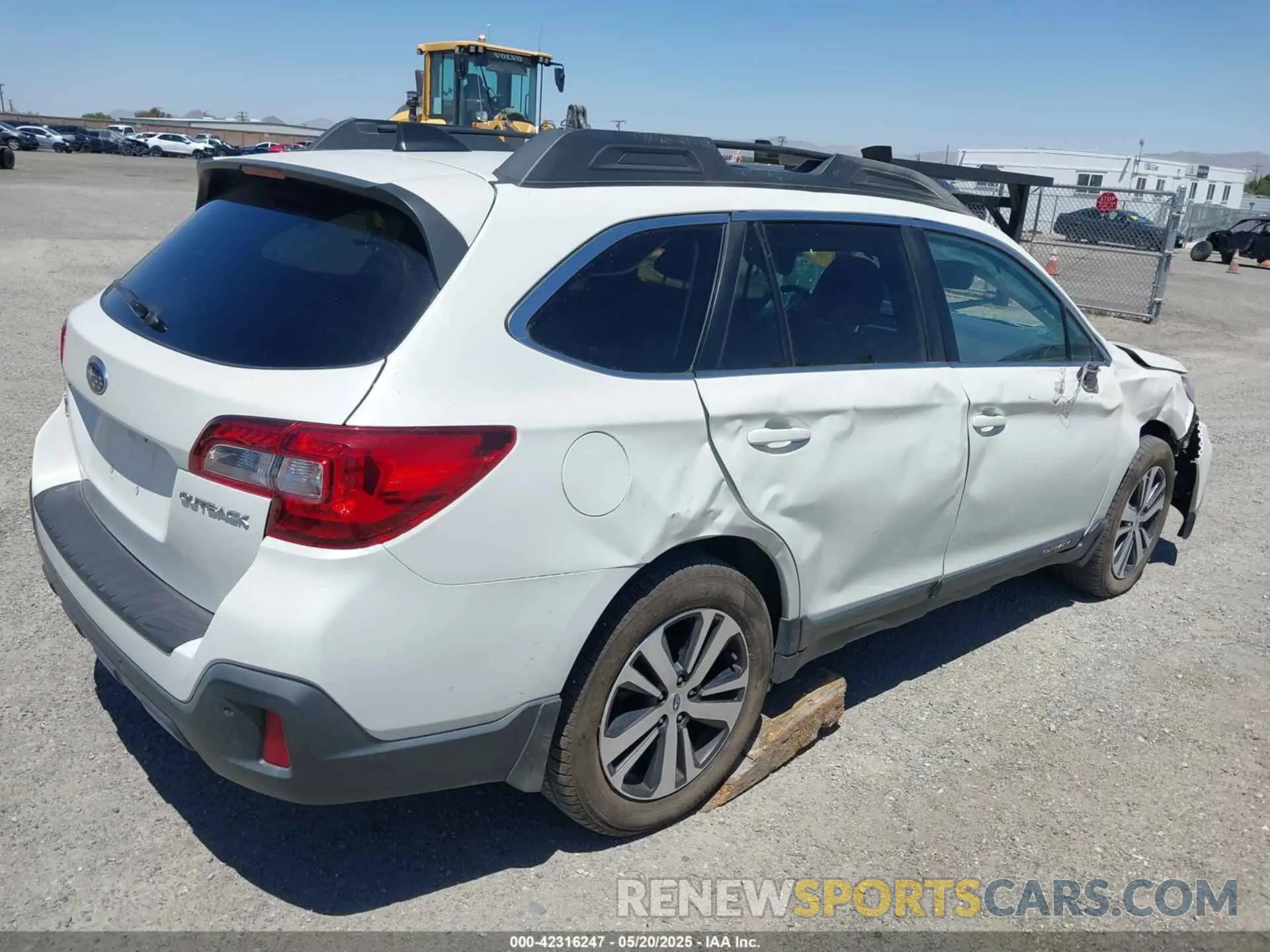 4 Photograph of a damaged car 4S4BSANC1K3225102 SUBARU OUTBACK 2019