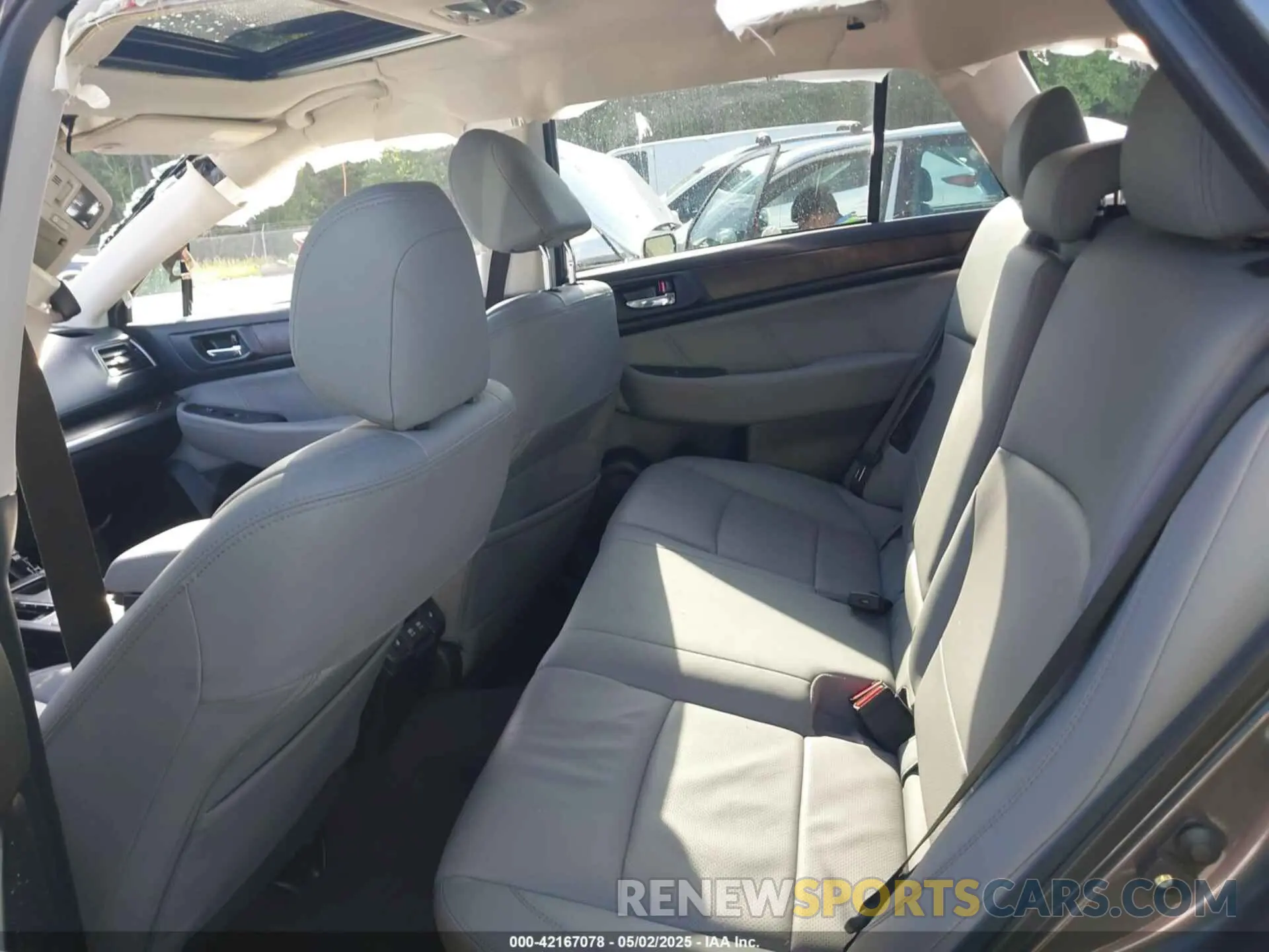 8 Photograph of a damaged car 4S4BSANC1K3226234 SUBARU OUTBACK 2019