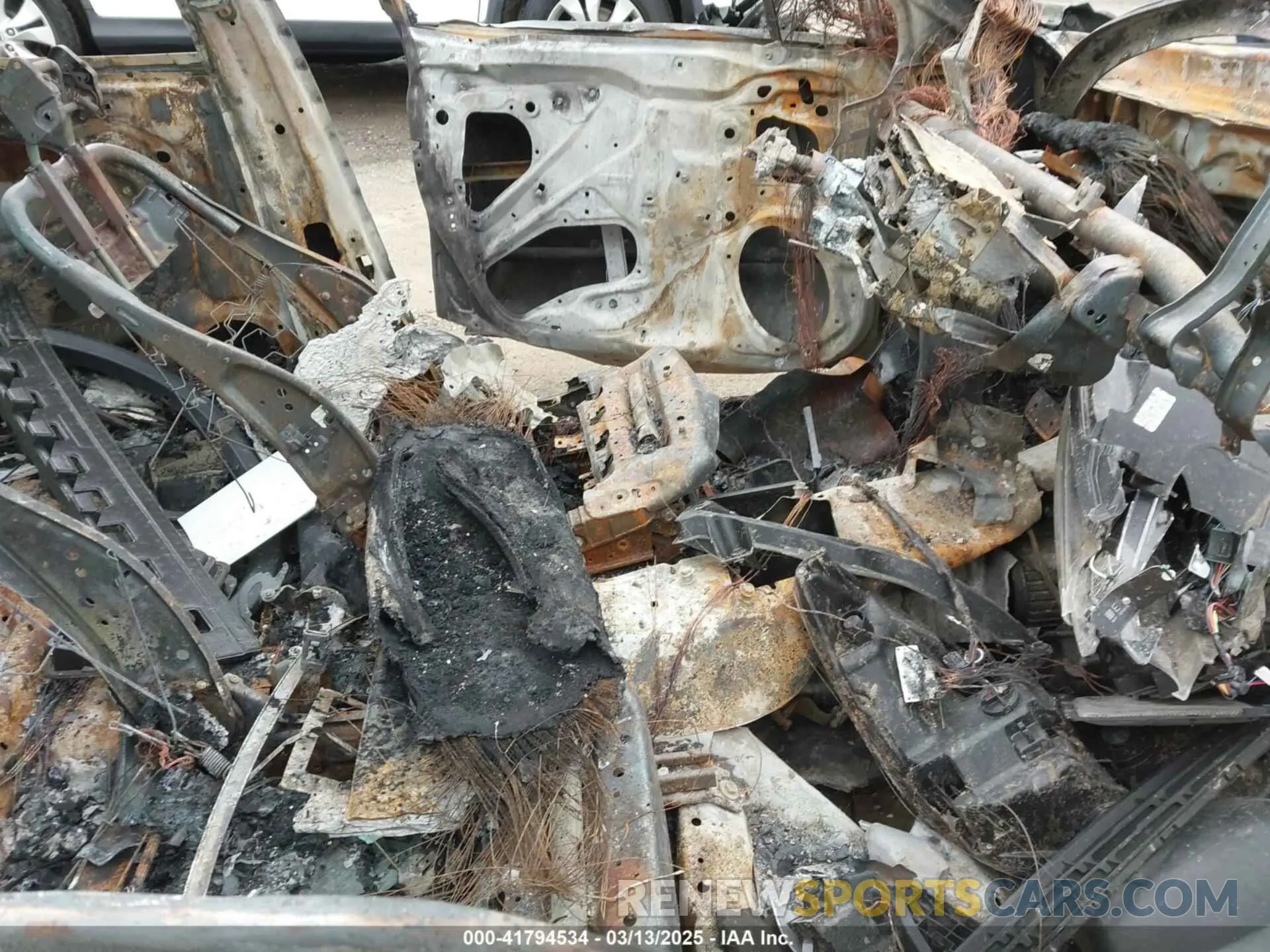 5 Photograph of a damaged car 4S4BSANC1K3267494 SUBARU OUTBACK 2019