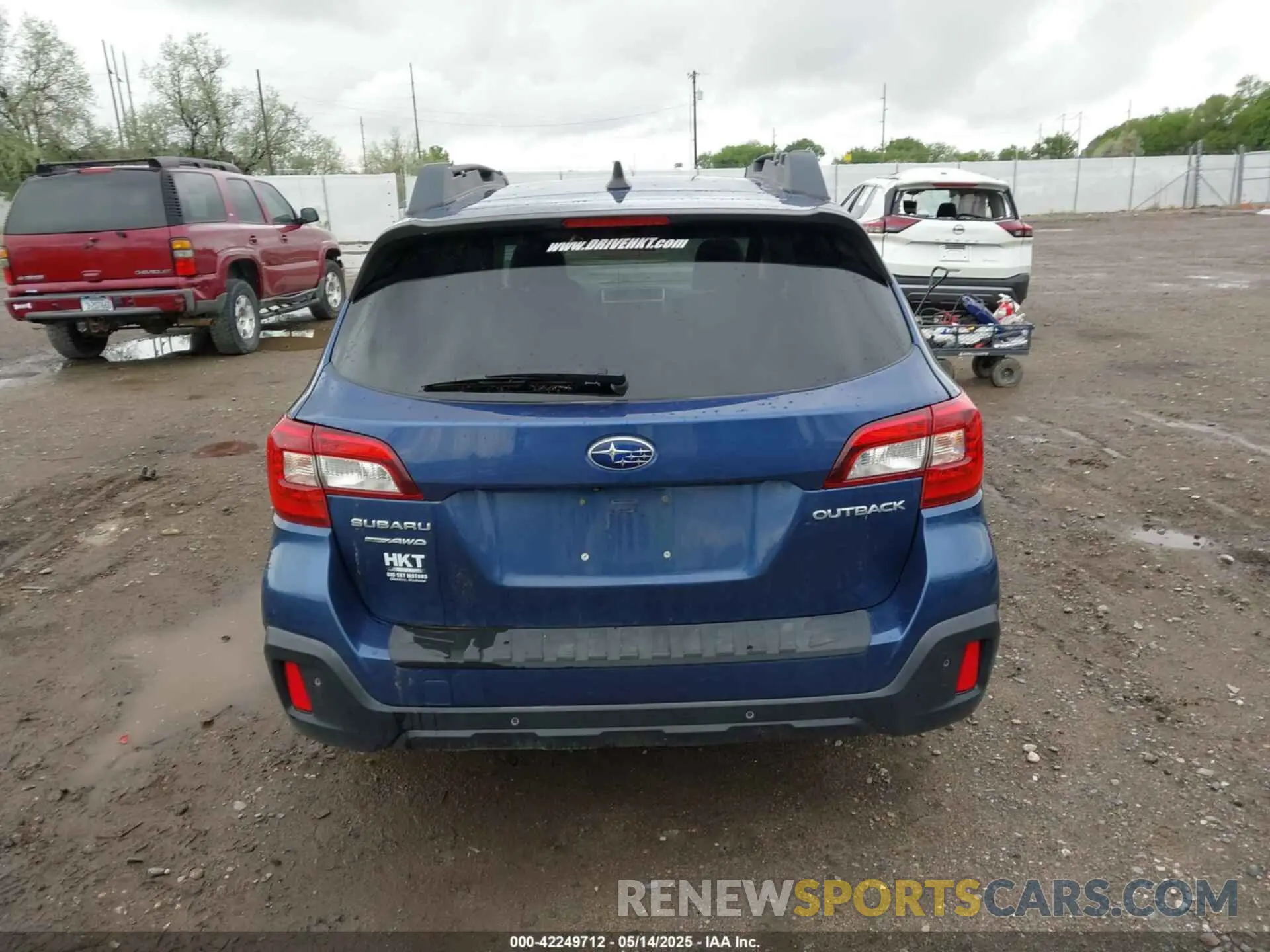 17 Photograph of a damaged car 4S4BSANC1K3291018 SUBARU OUTBACK 2019