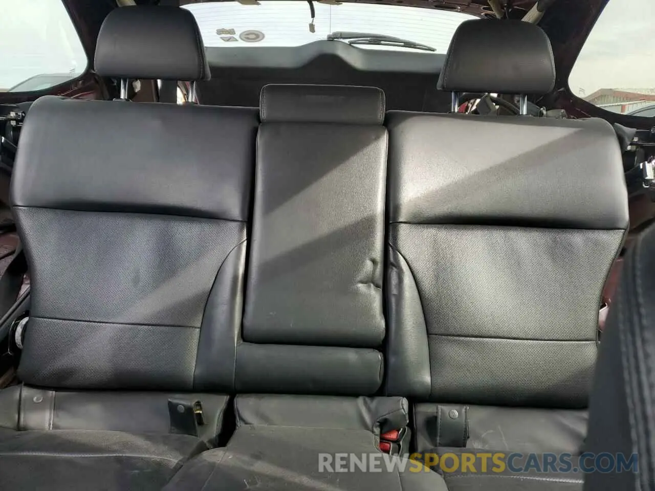 10 Photograph of a damaged car 4S4BSANC1K3335227 SUBARU OUTBACK 2019