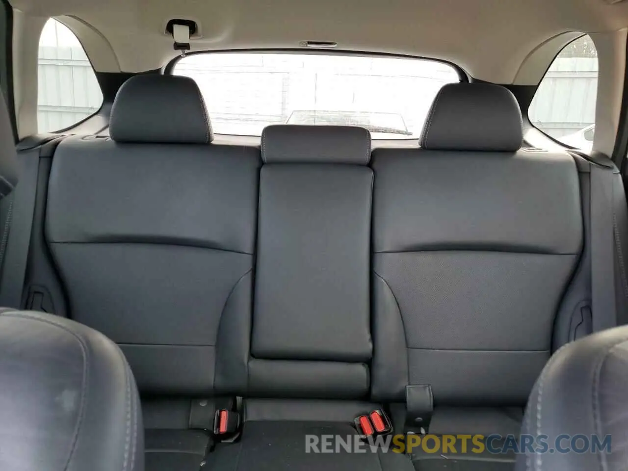 10 Photograph of a damaged car 4S4BSANC1K3360676 SUBARU OUTBACK 2019