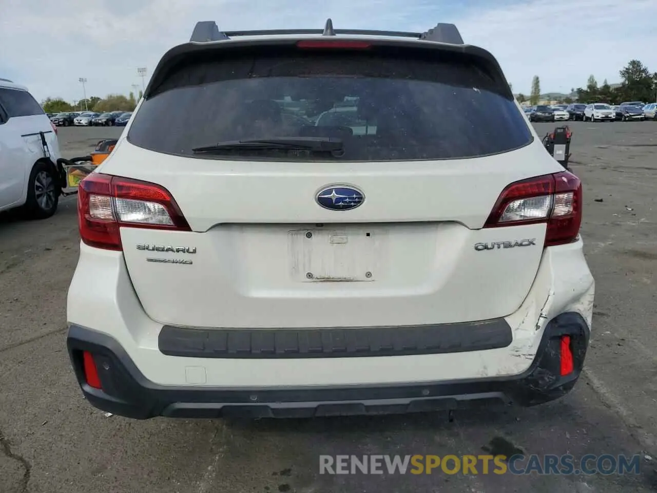 6 Photograph of a damaged car 4S4BSANC1K3360676 SUBARU OUTBACK 2019