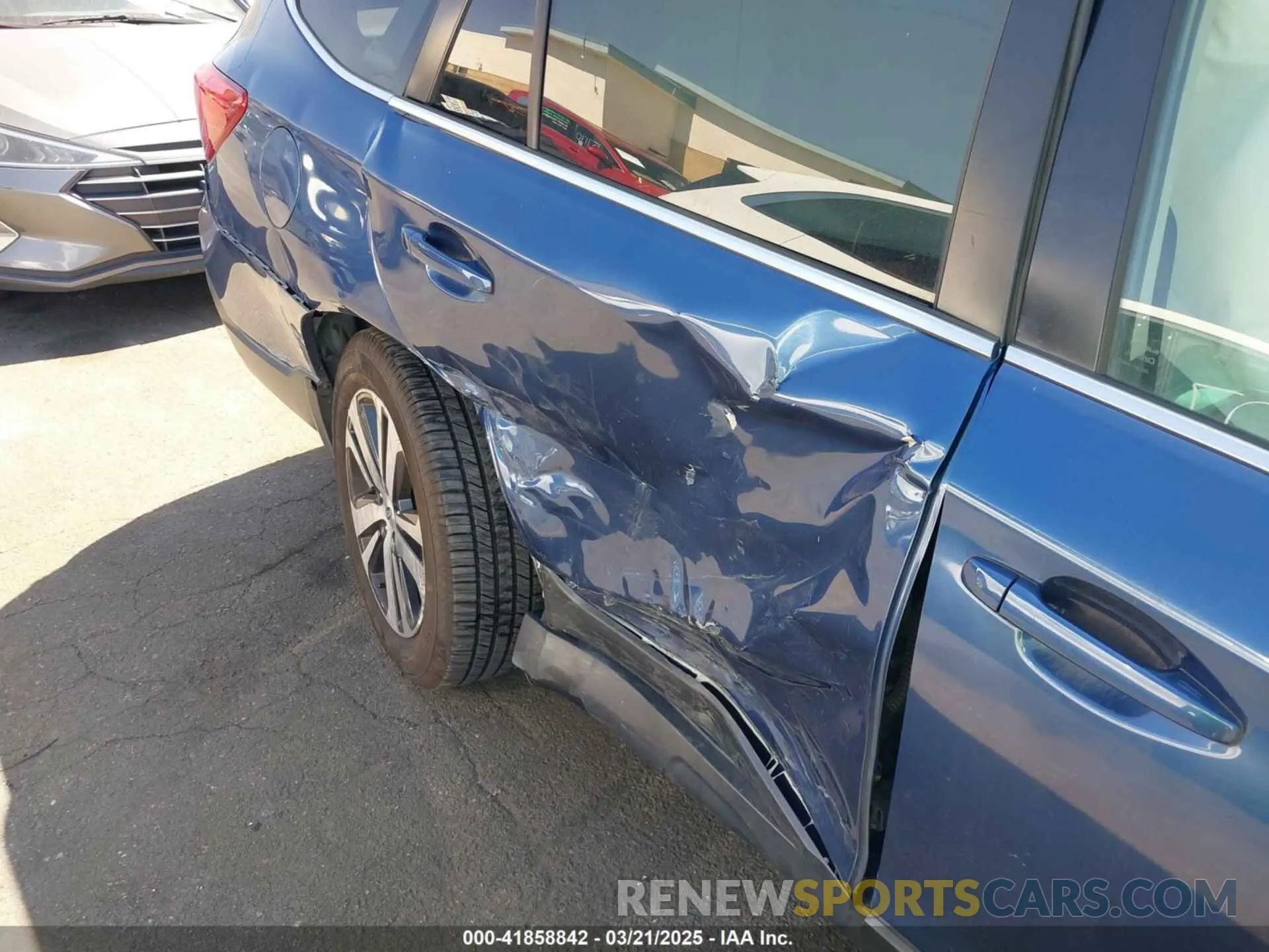 6 Photograph of a damaged car 4S4BSANC2K3254429 SUBARU OUTBACK 2019