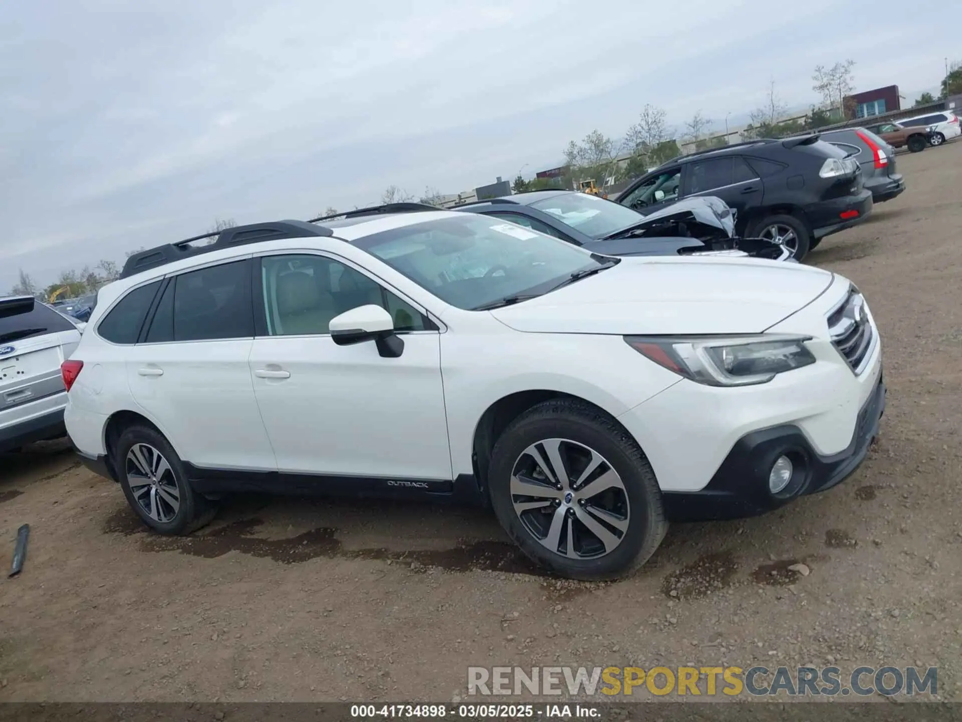13 Photograph of a damaged car 4S4BSANC3K3252494 SUBARU OUTBACK 2019