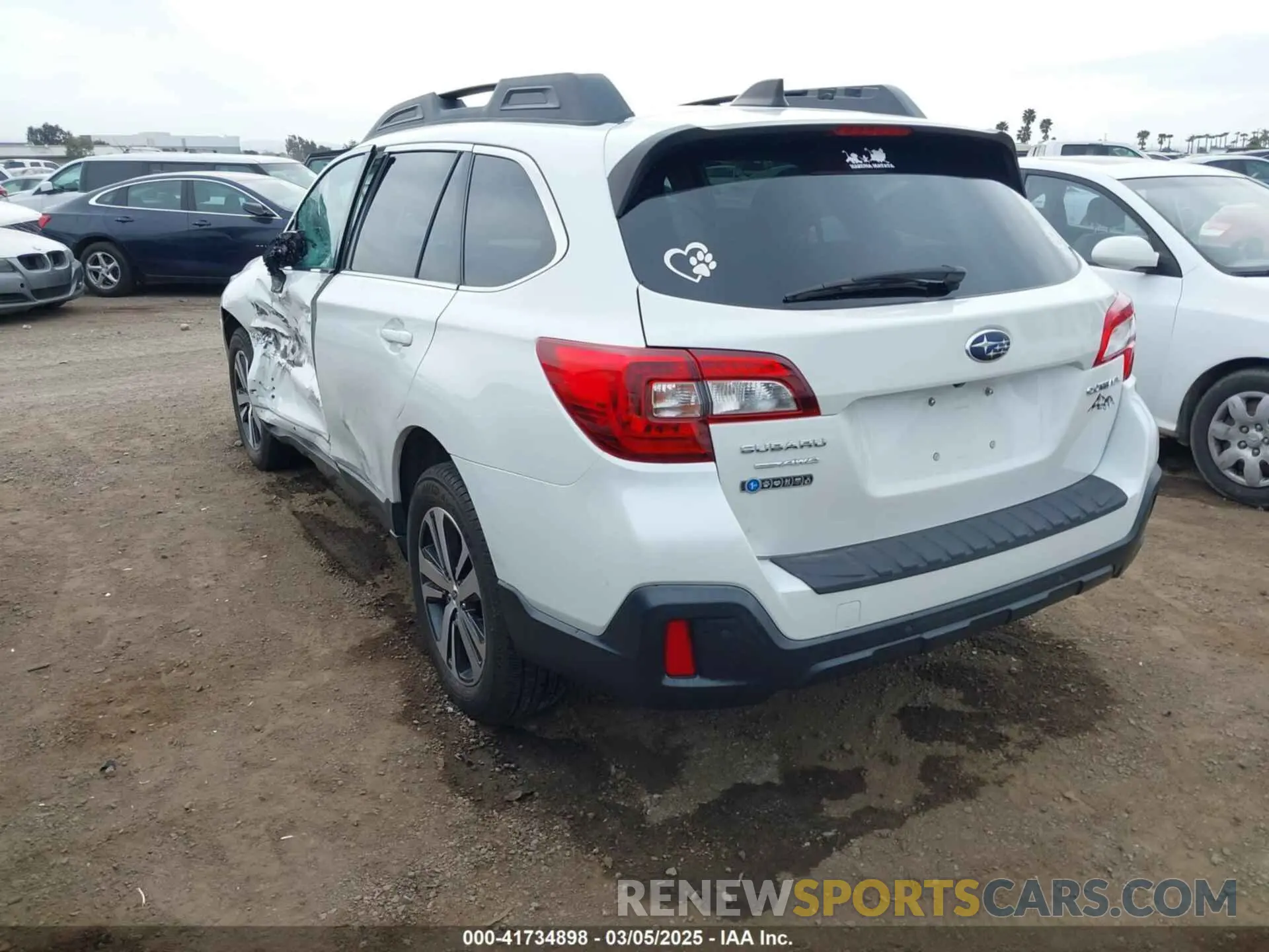 3 Photograph of a damaged car 4S4BSANC3K3252494 SUBARU OUTBACK 2019