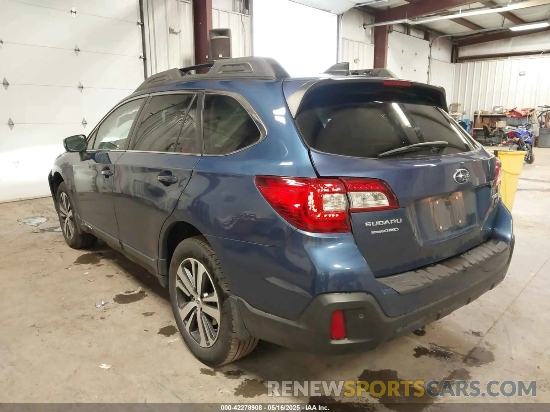 3 Photograph of a damaged car 4S4BSANC3K3266864 SUBARU OUTBACK 2019